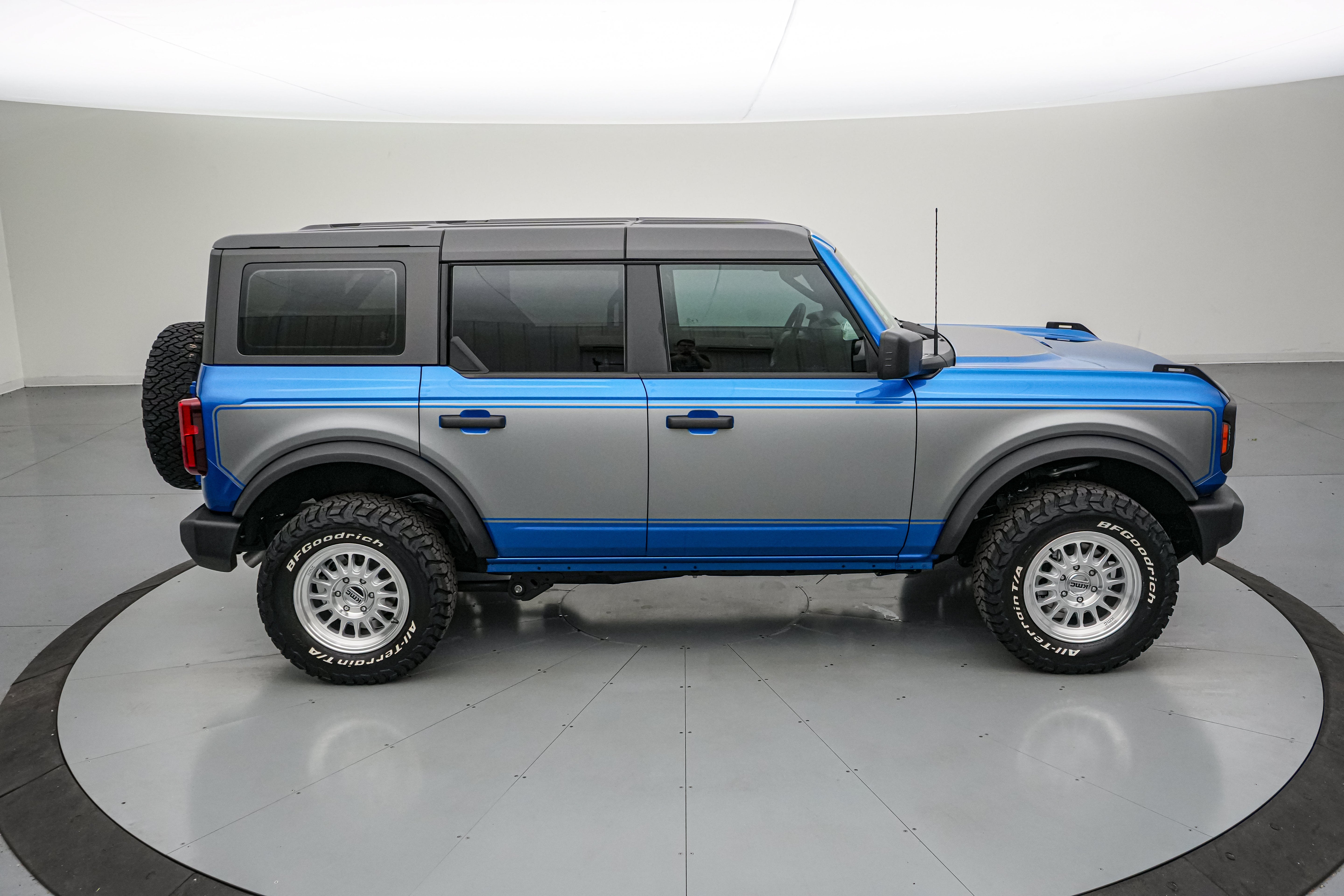 2026 Ford Bronco Vintage