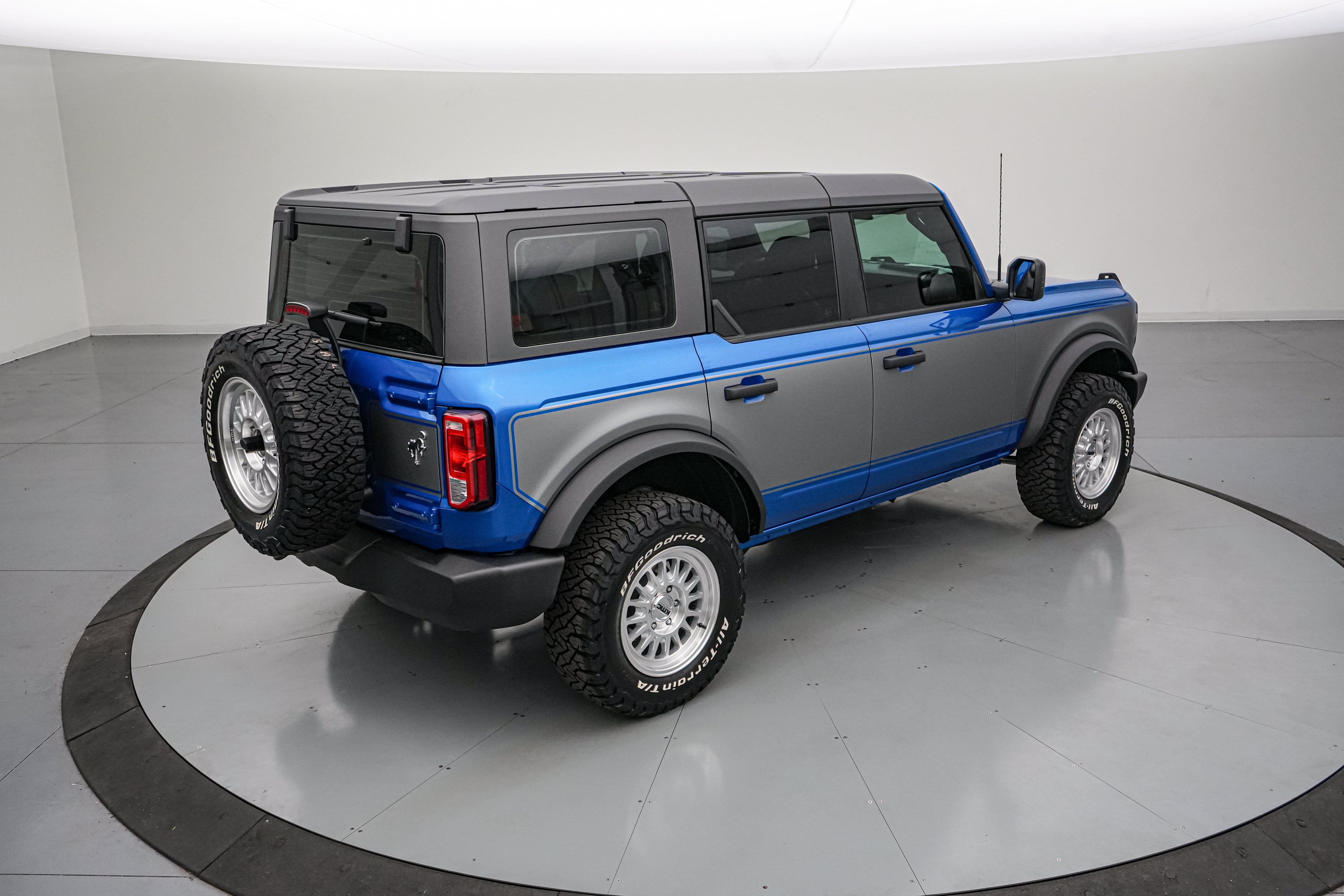2026 Ford Bronco Vintage