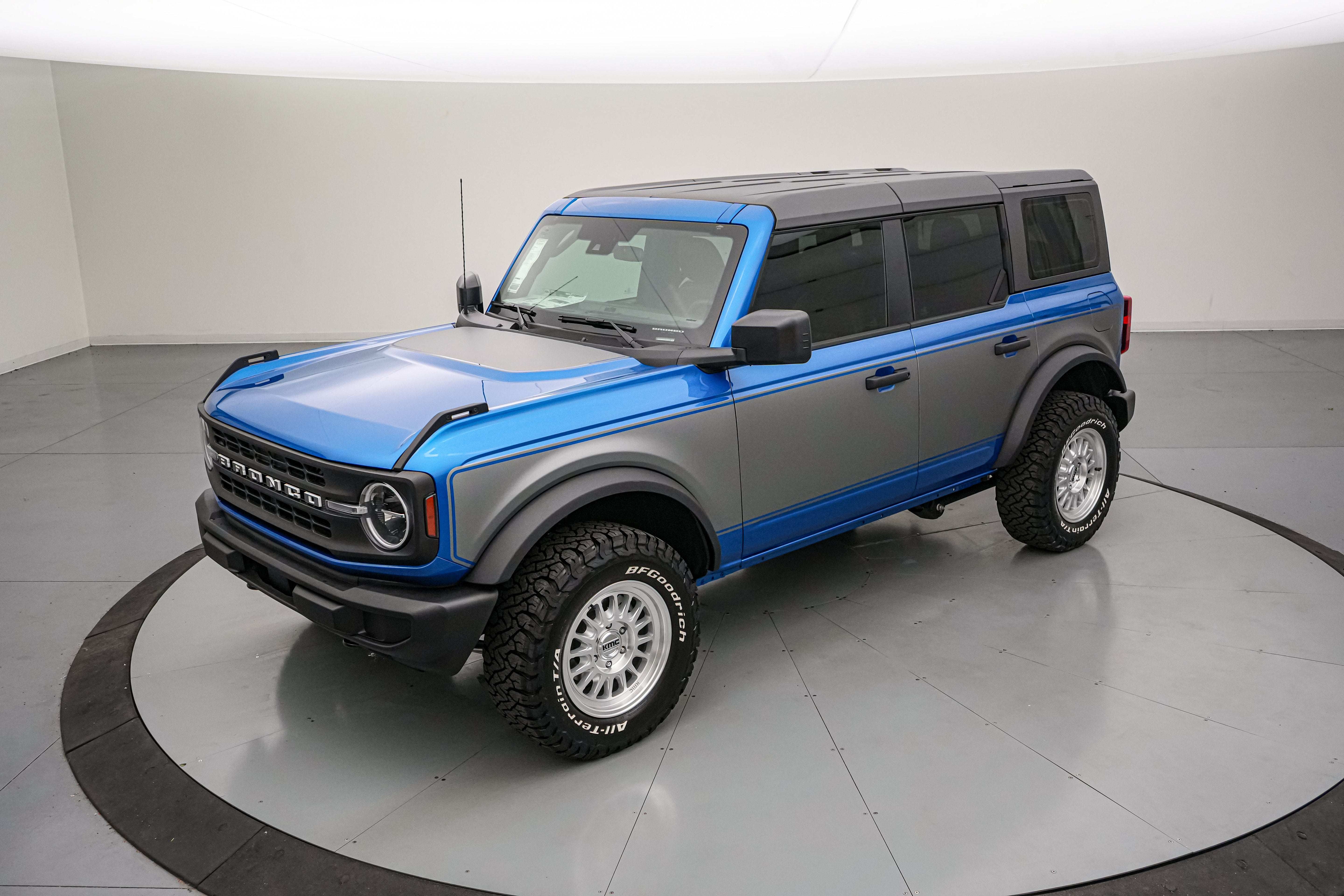 2026 Ford Bronco Vintage