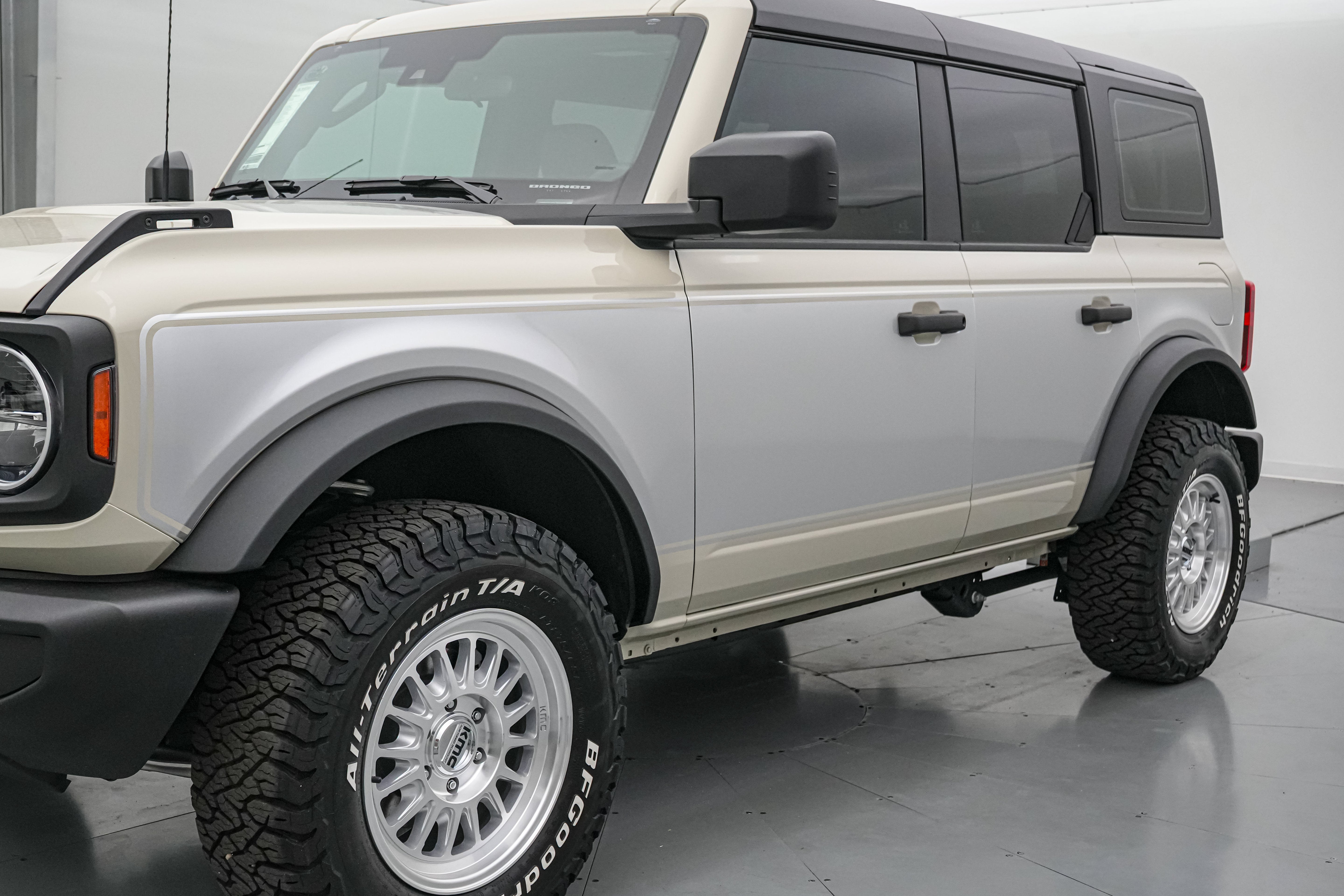 2026 Ford Bronco Vintage