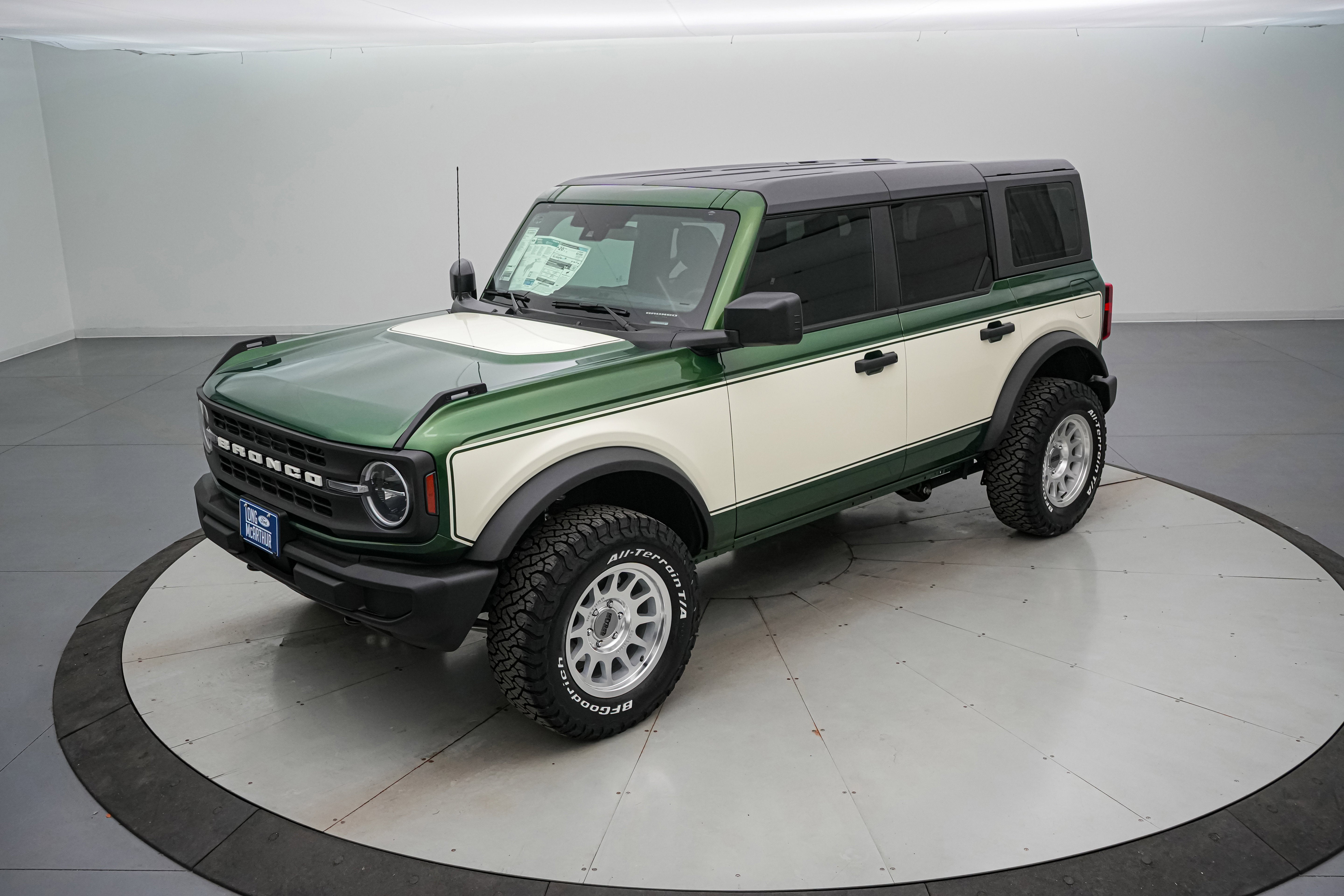 2025 Ford Bronco LMP Vintage