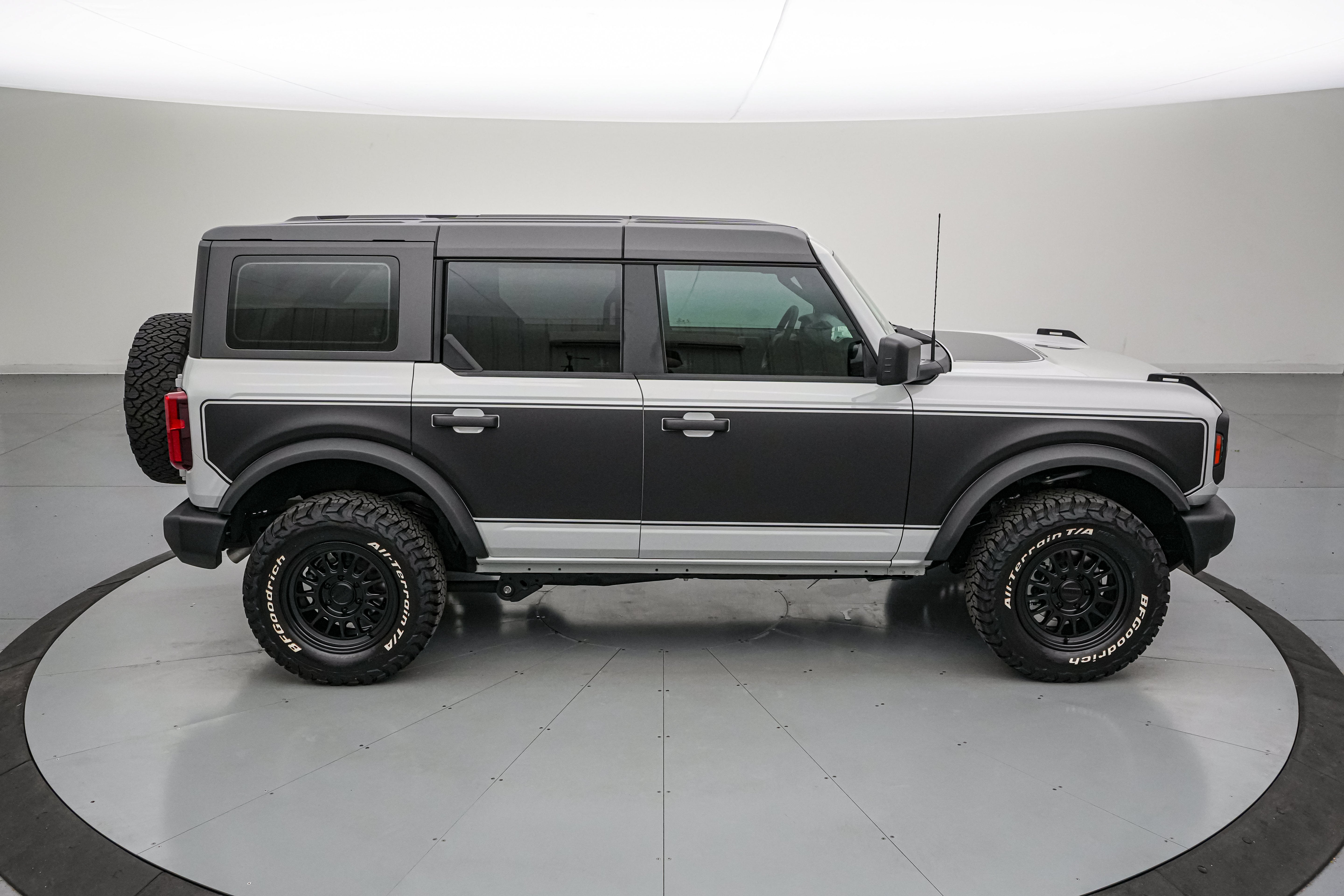 2026 Ford Bronco Vintage