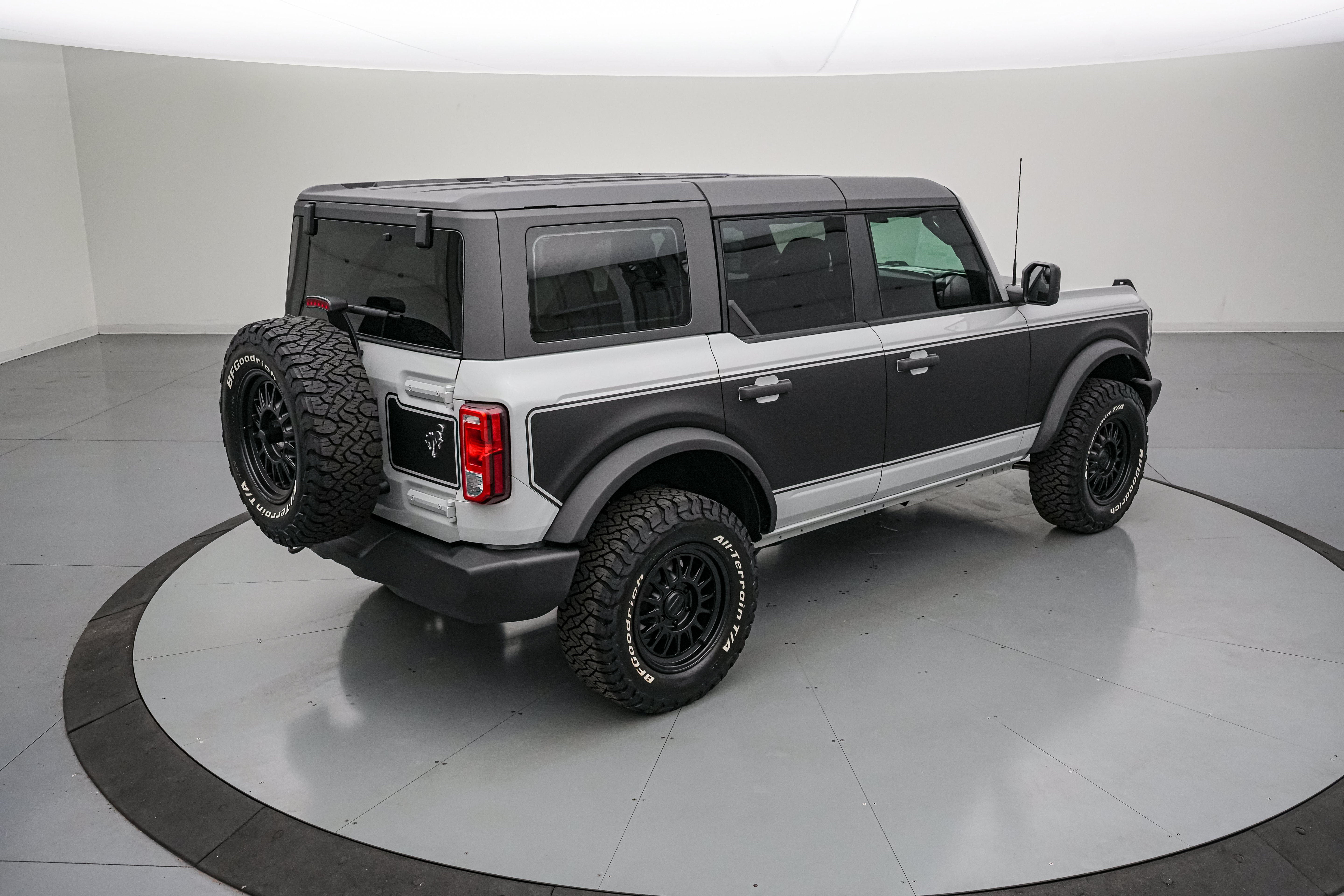 2026 Ford Bronco Vintage