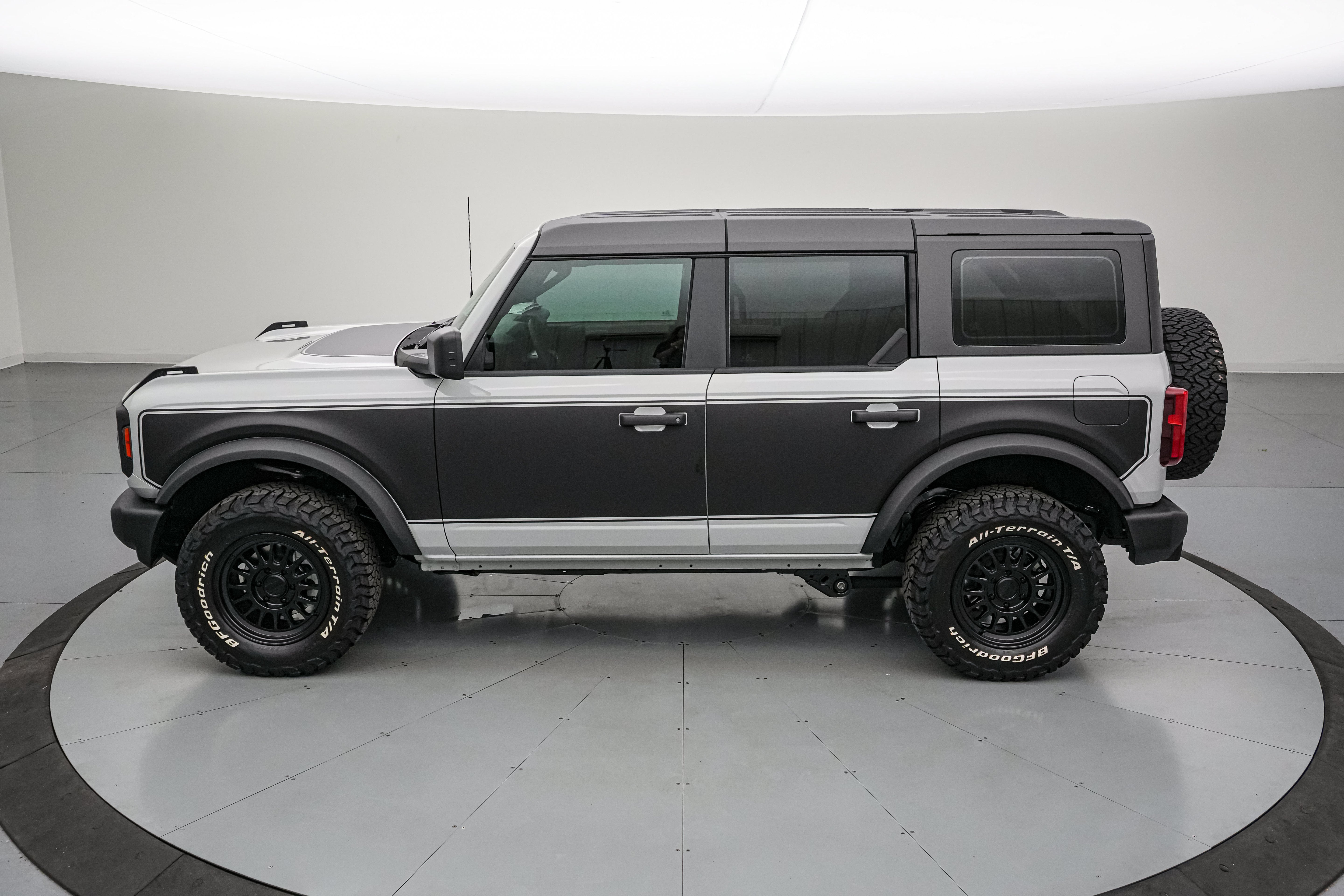 2026 Ford Bronco Vintage