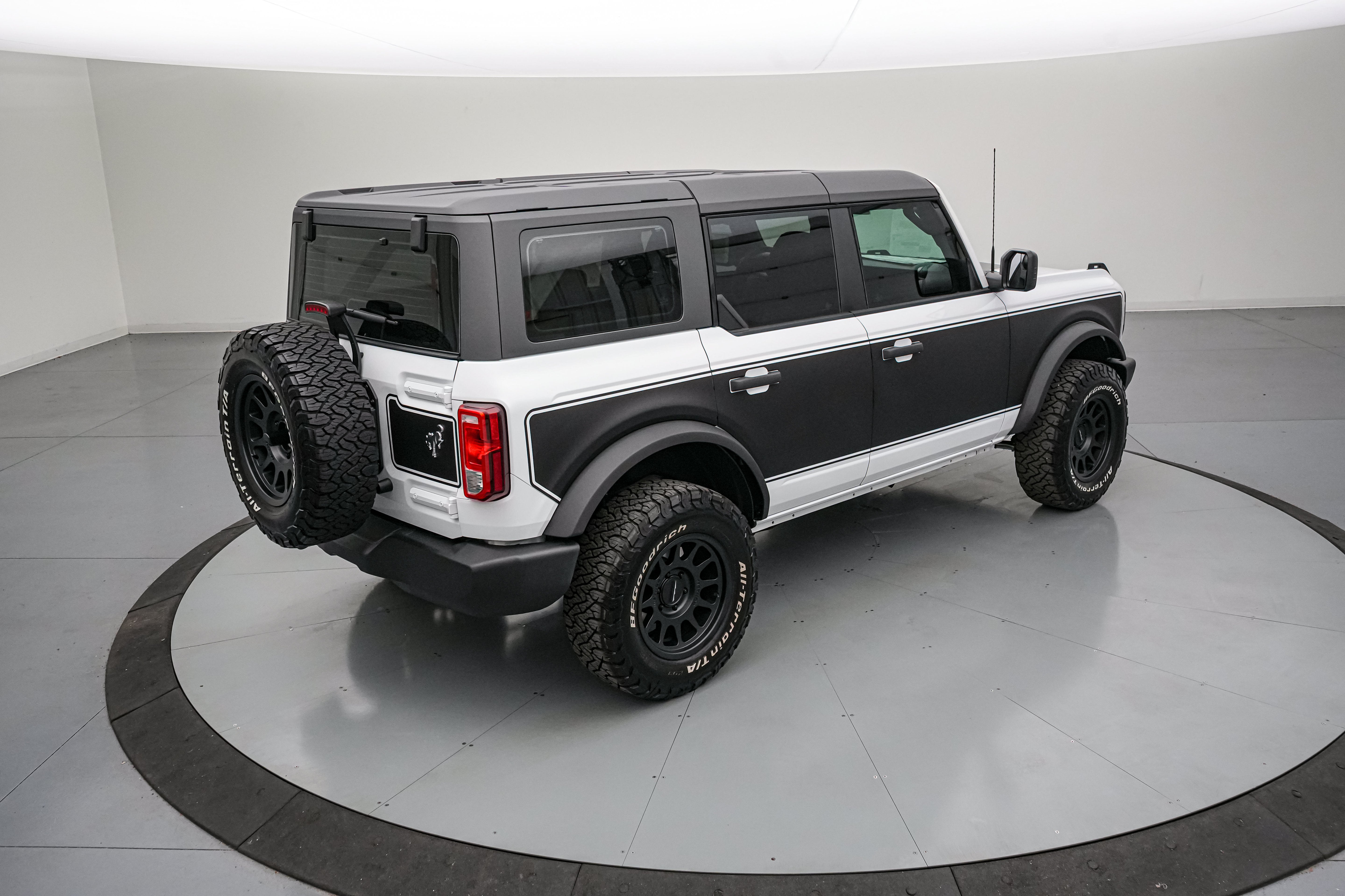 2026 Ford Bronco Vintage