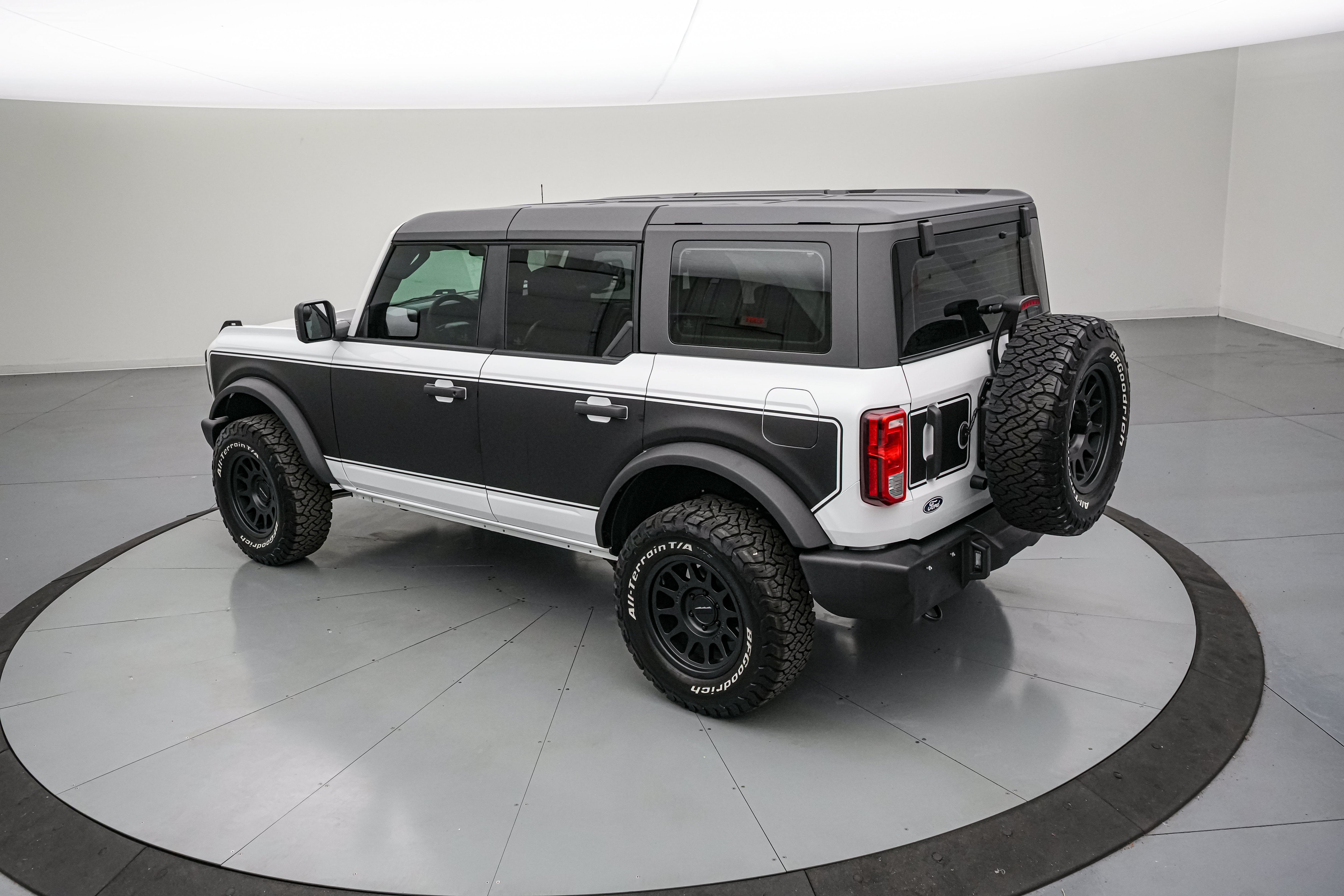 2026 Ford Bronco Vintage
