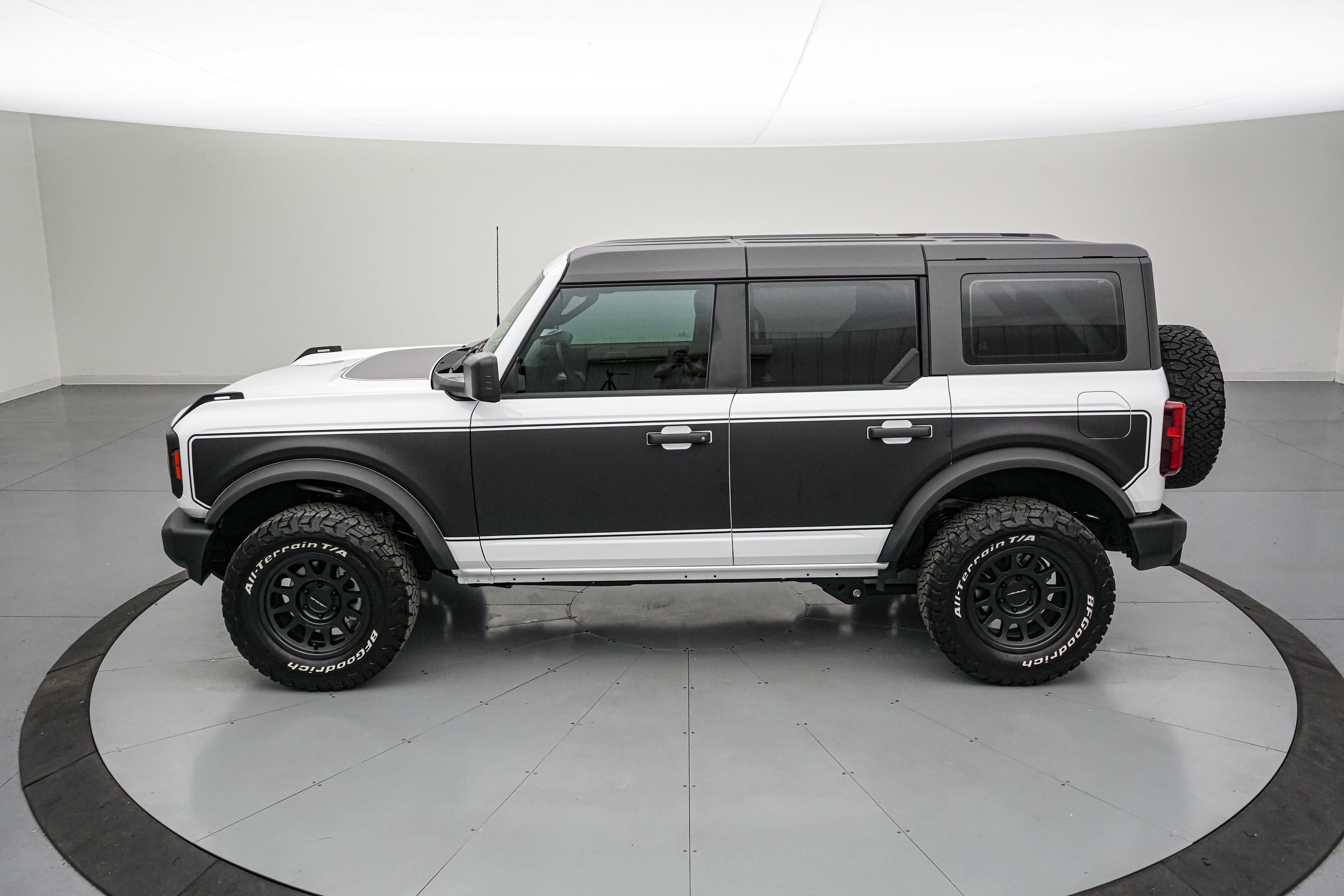 2026 Ford Bronco Vintage