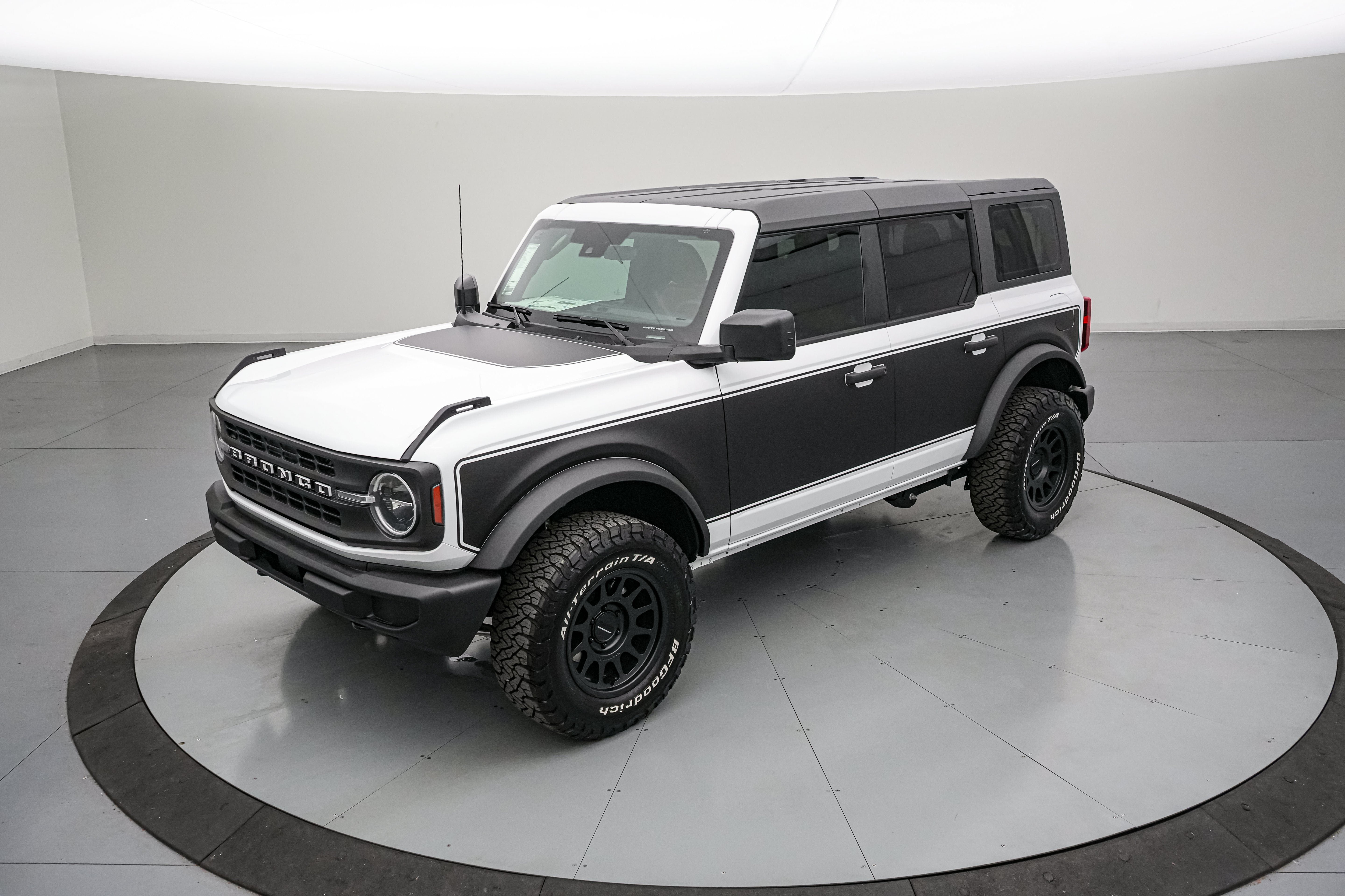 2026 Ford Bronco Vintage