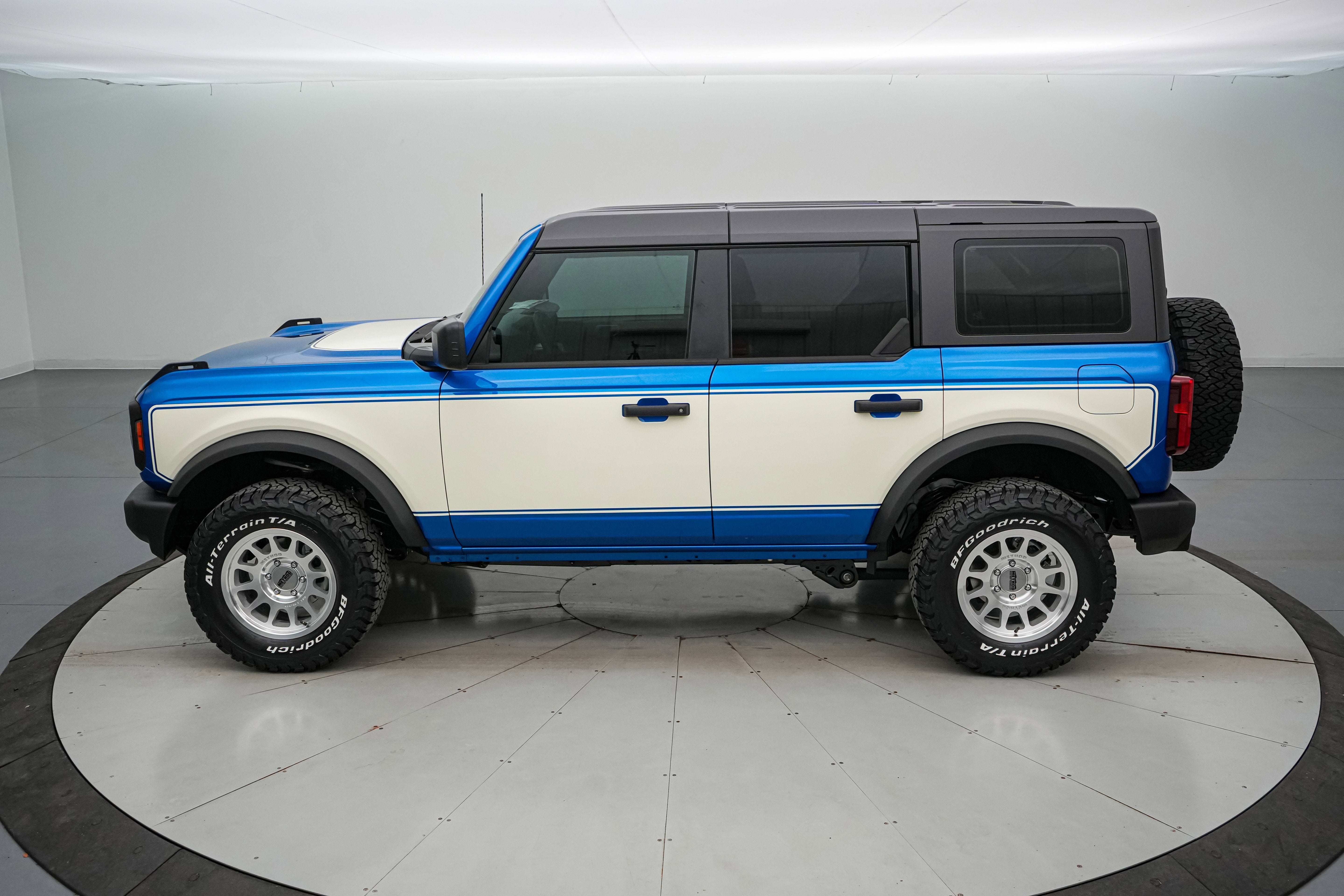 2025 Ford Bronco LMP Vintage