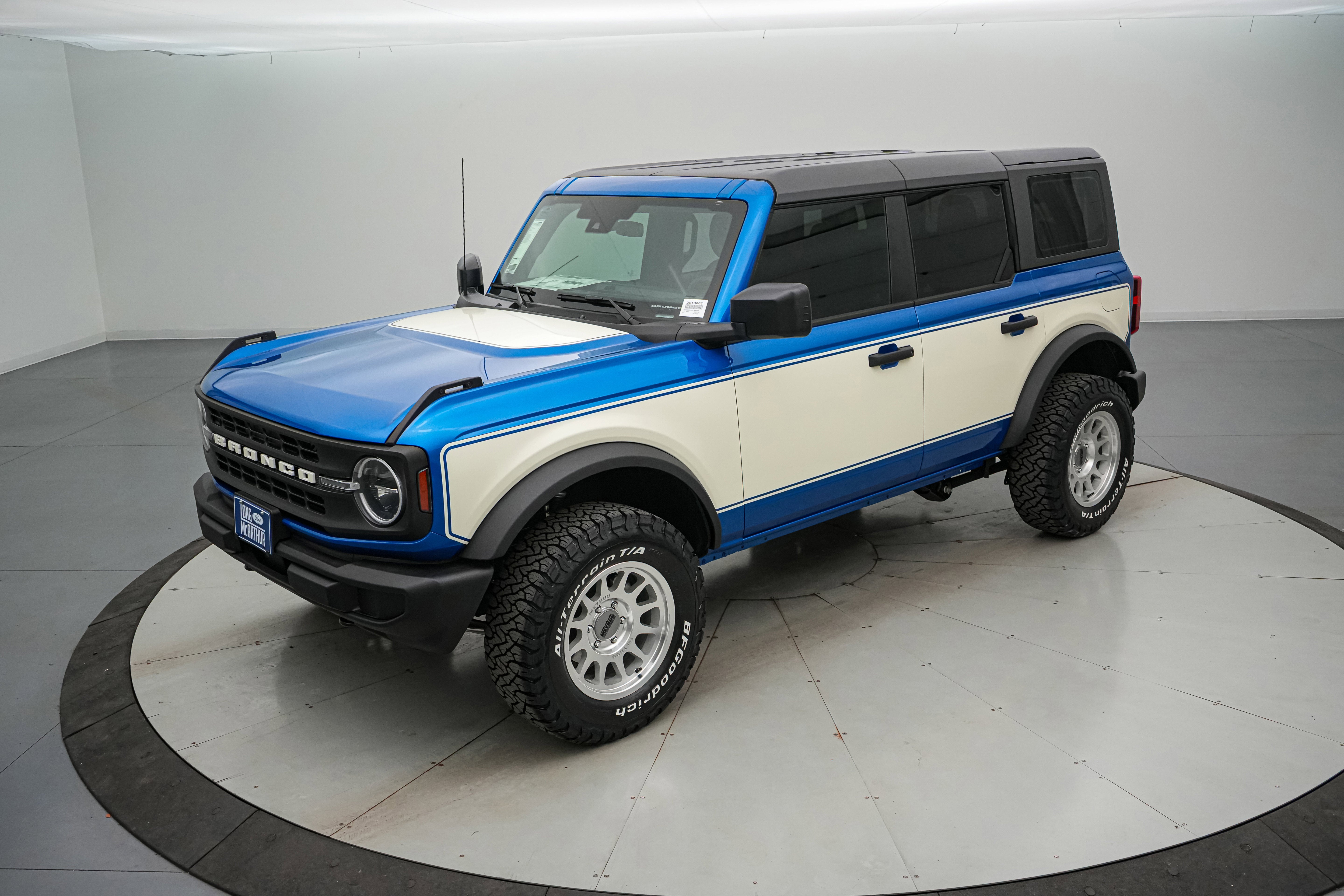 2025 Ford Bronco LMP Vintage