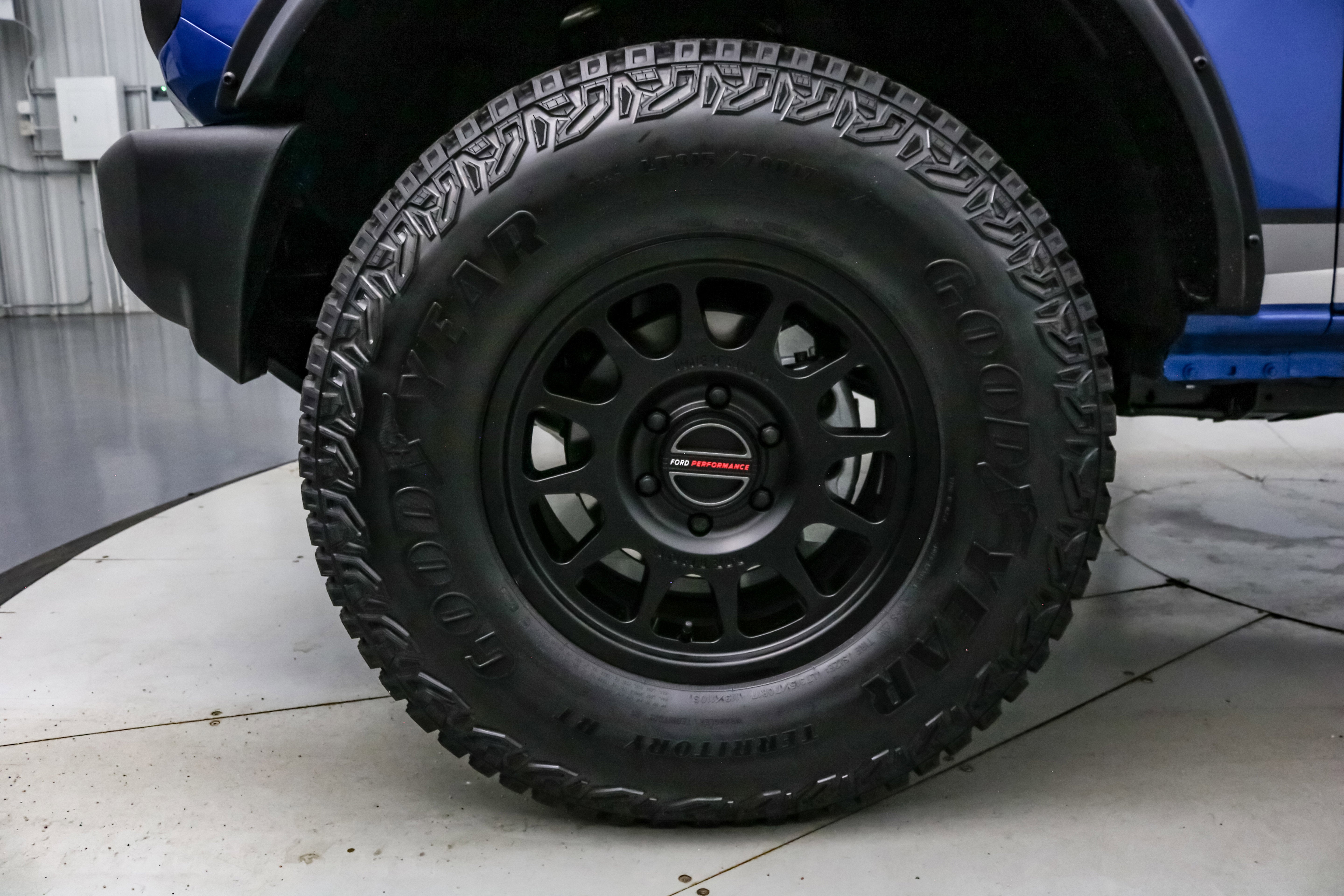 2025 Ford Bronco Big Bend w/Dark Trail Package