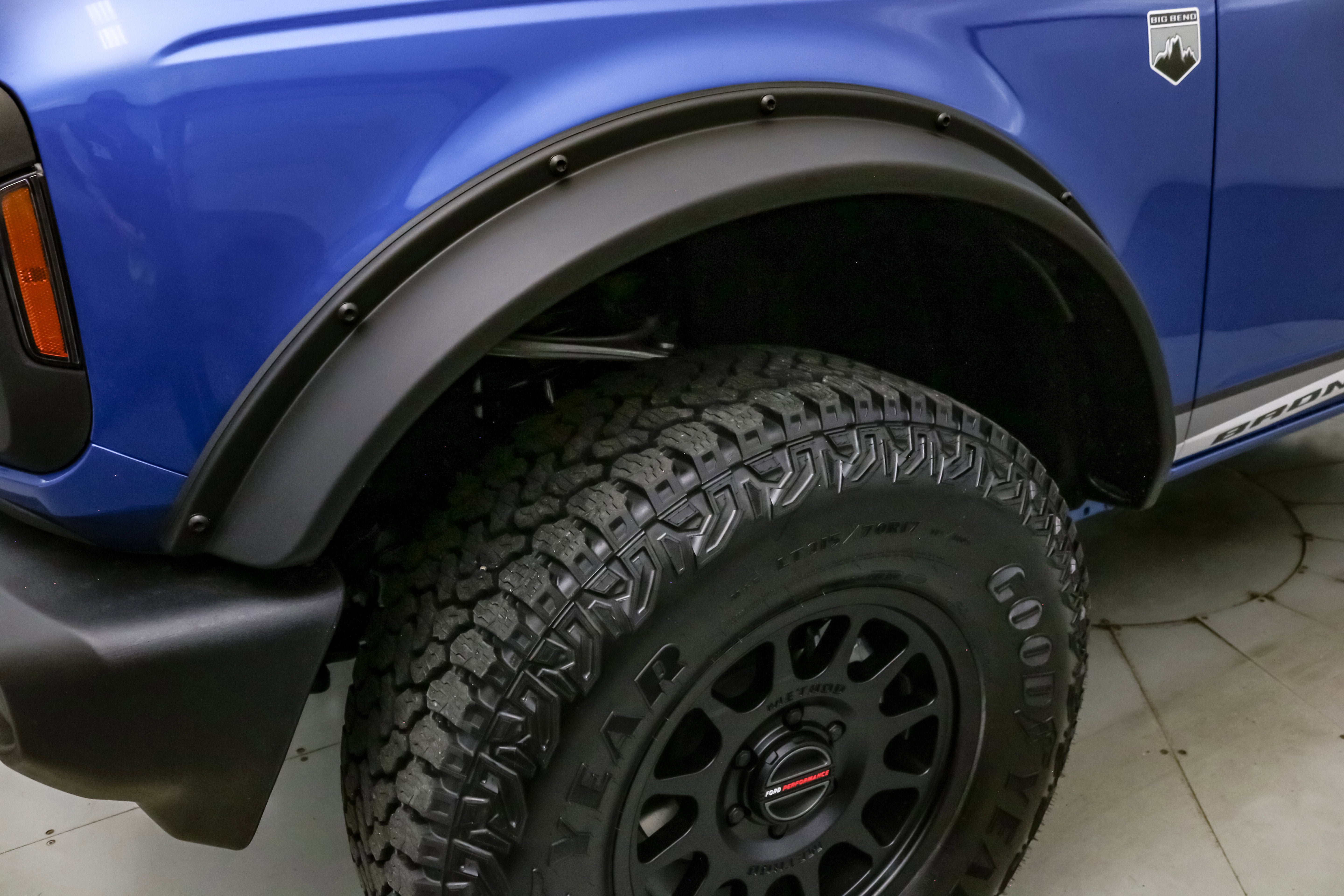 2025 Ford Bronco Big Bend w/Dark Trail Package