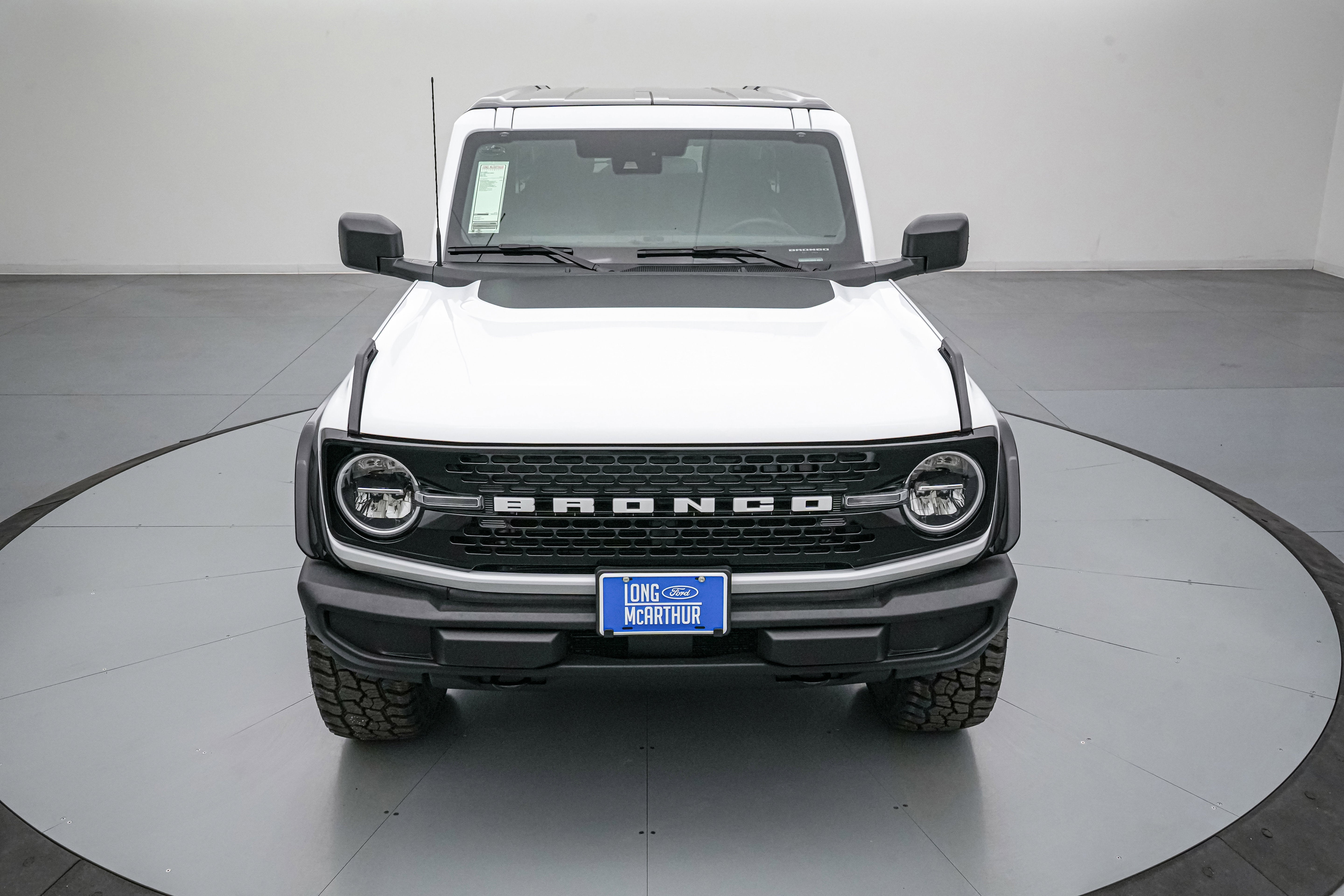2026 Ford Bronco Night Shade