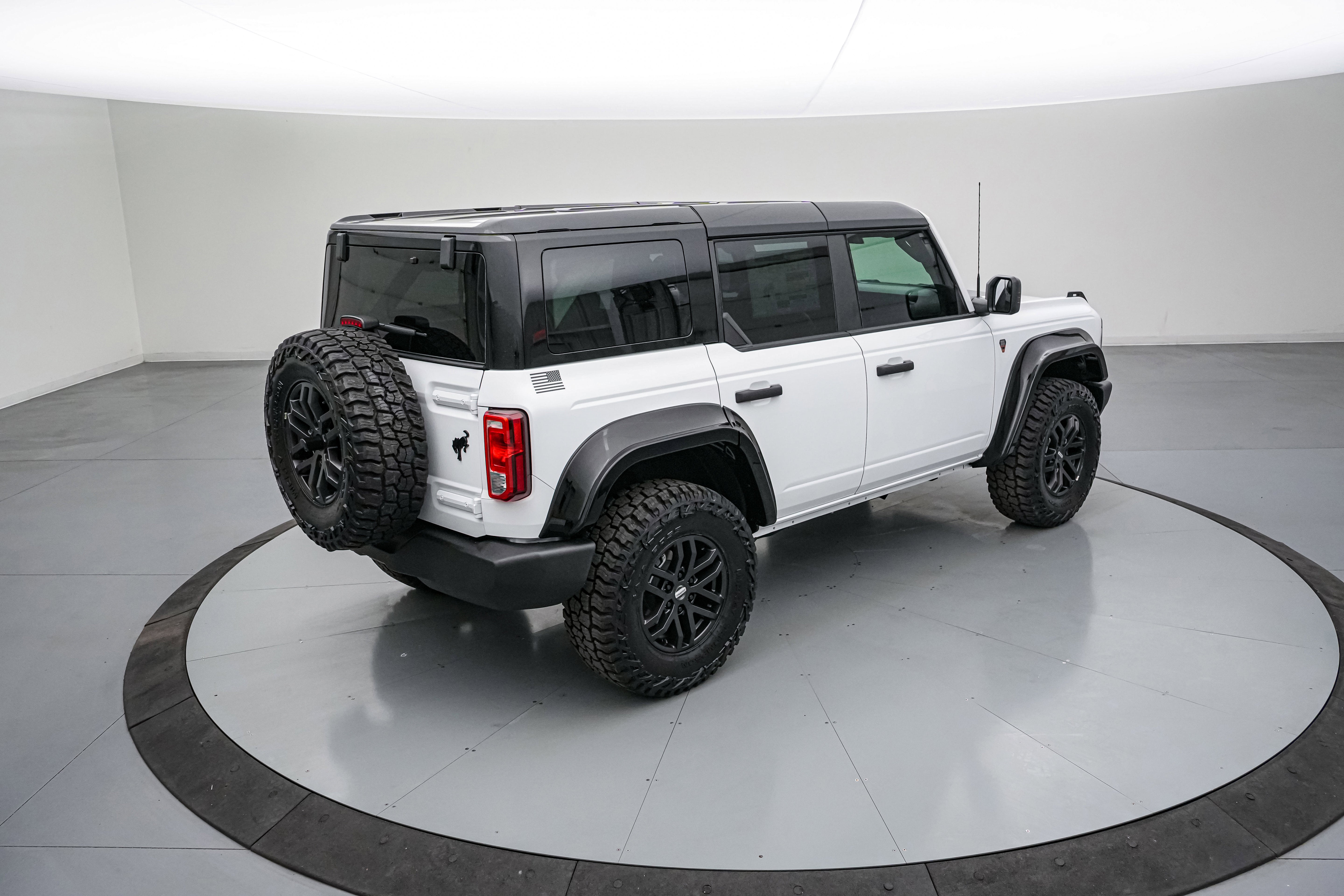 2026 Ford Bronco Night Shade