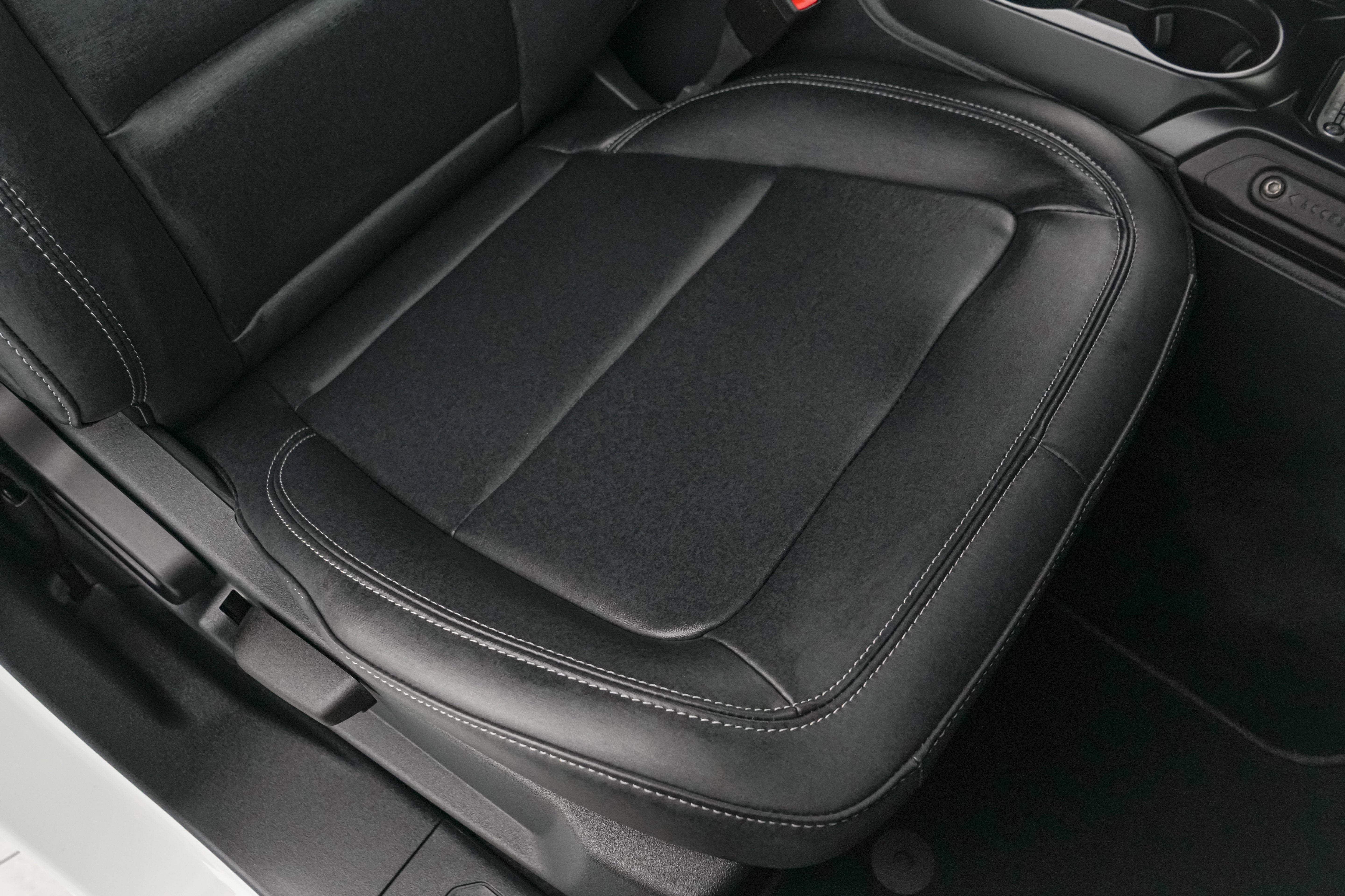 2026 Ford Bronco Night Shade