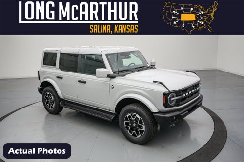 2026 Ford Bronco Outer Banks