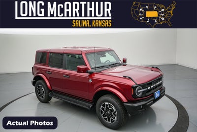 2026 Ford Bronco Outer Banks