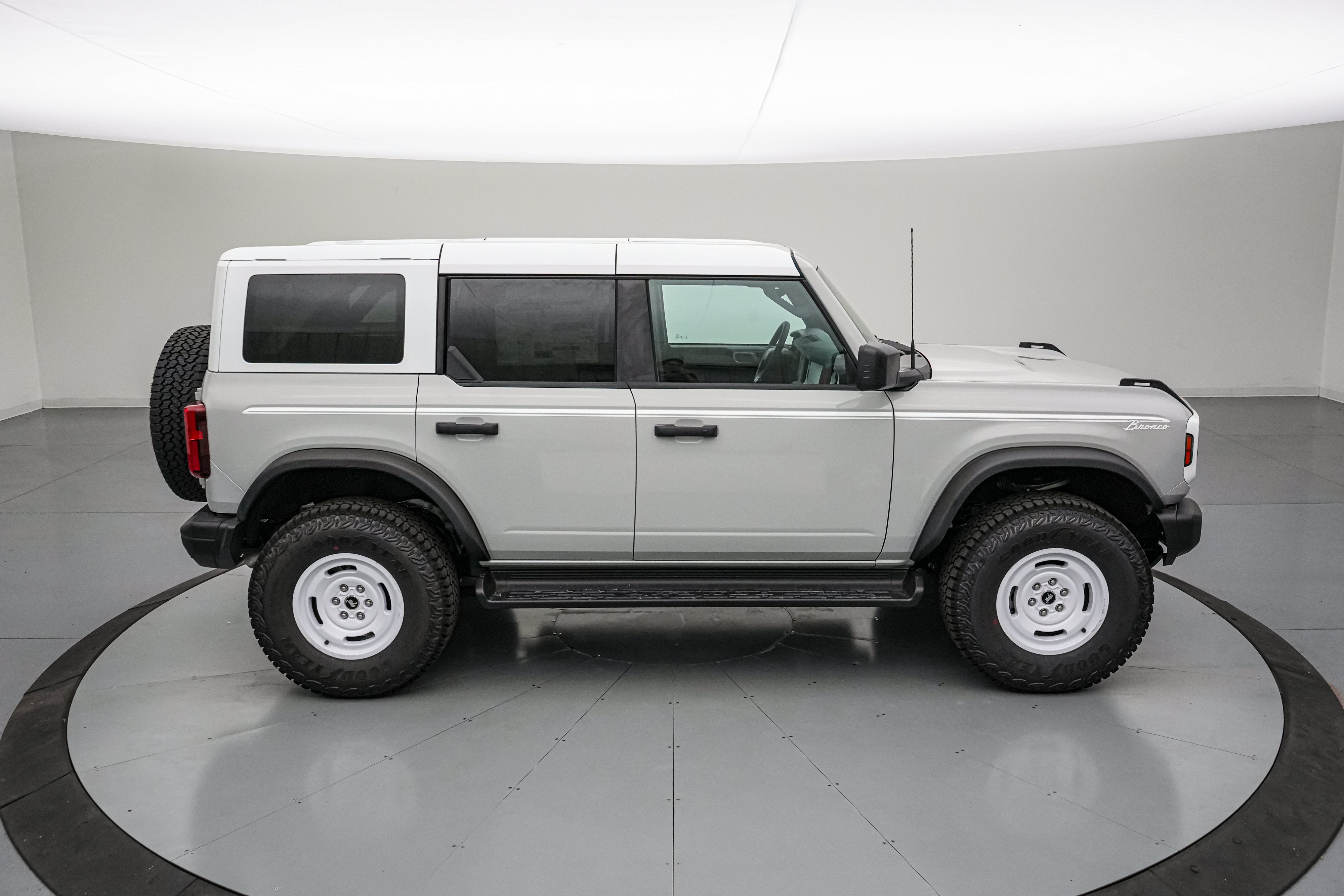 2026 Ford Bronco Heritage Edition