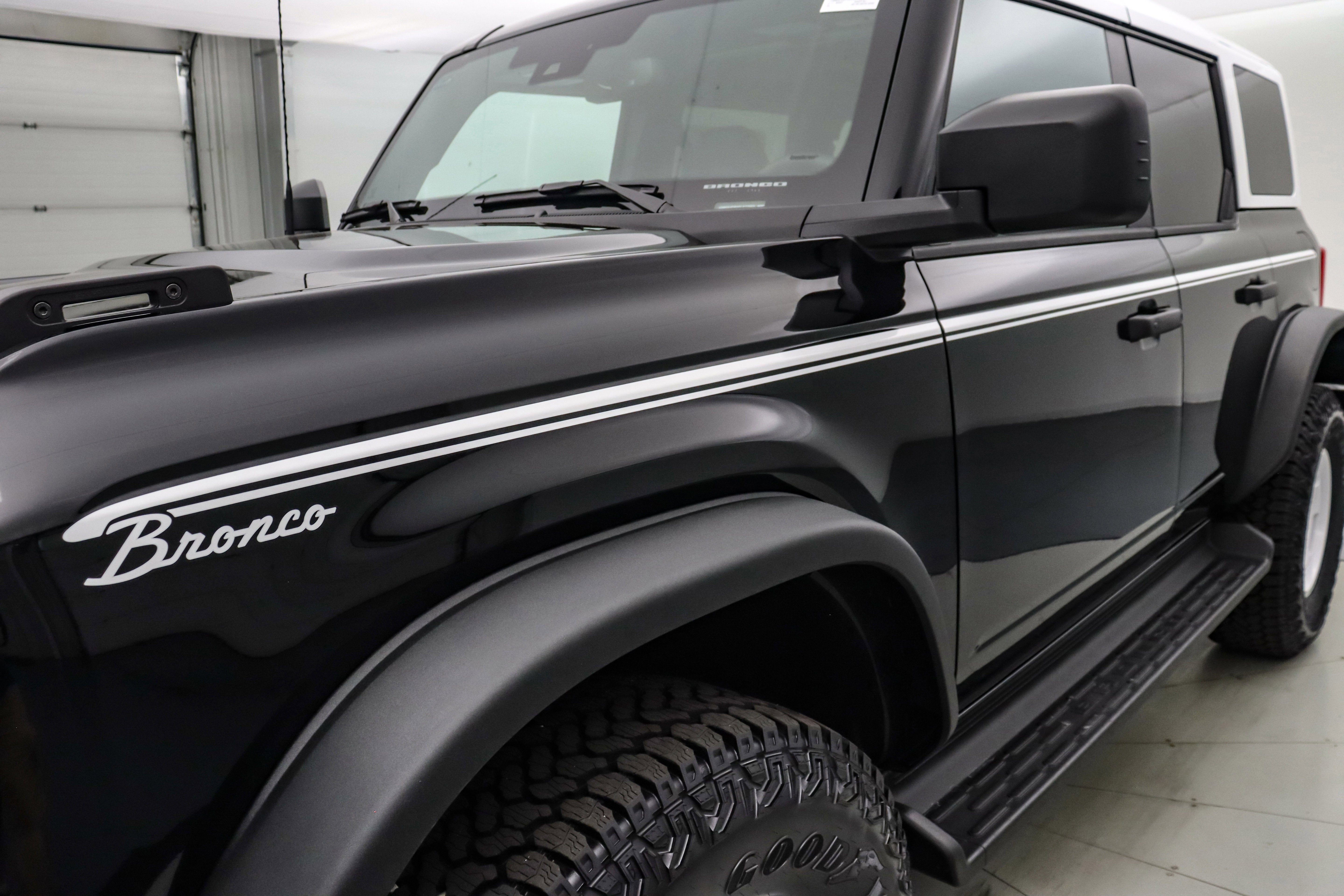 2025 Ford Bronco Heritage Edition