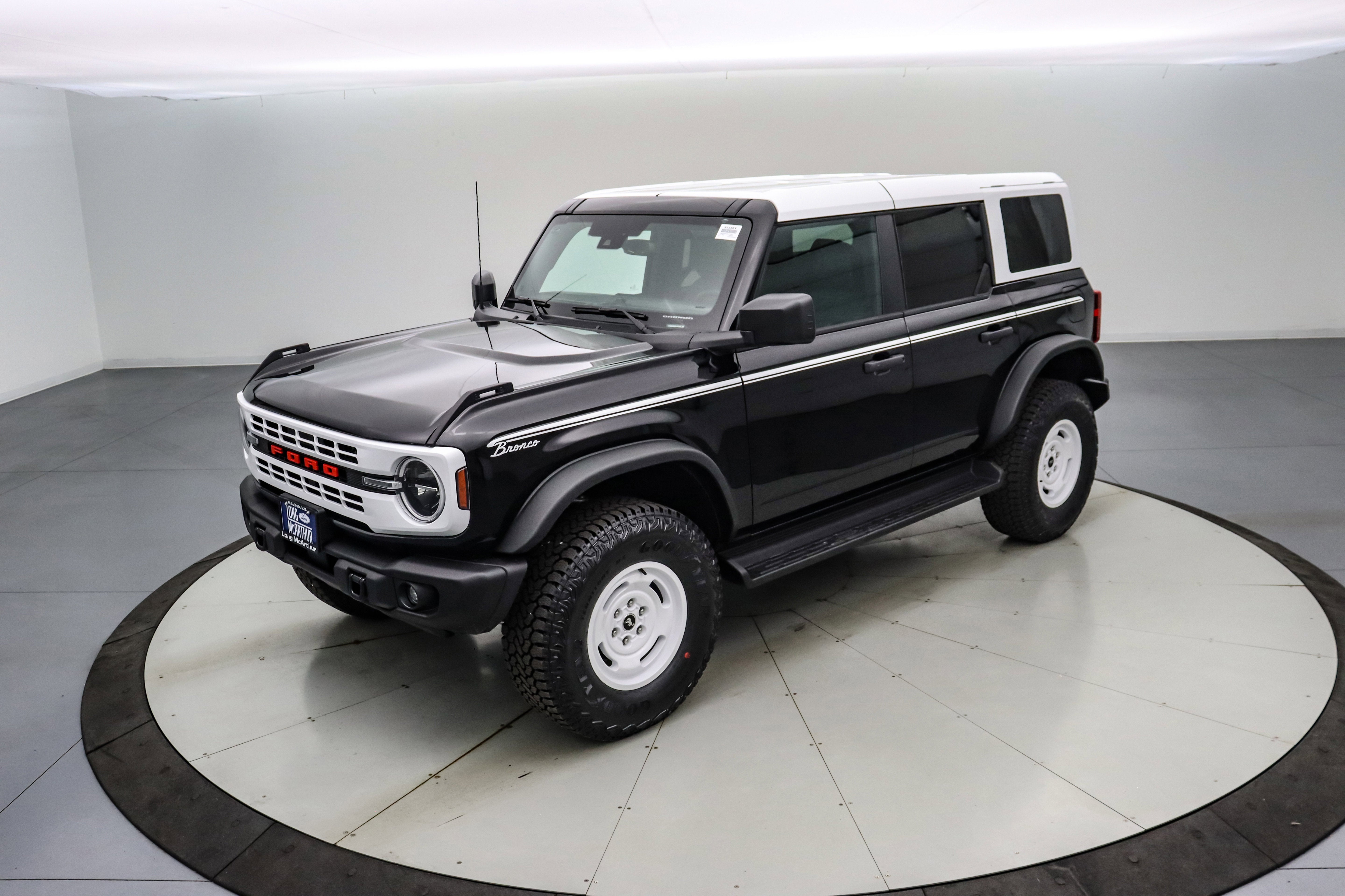 2025 Ford Bronco Heritage Edition