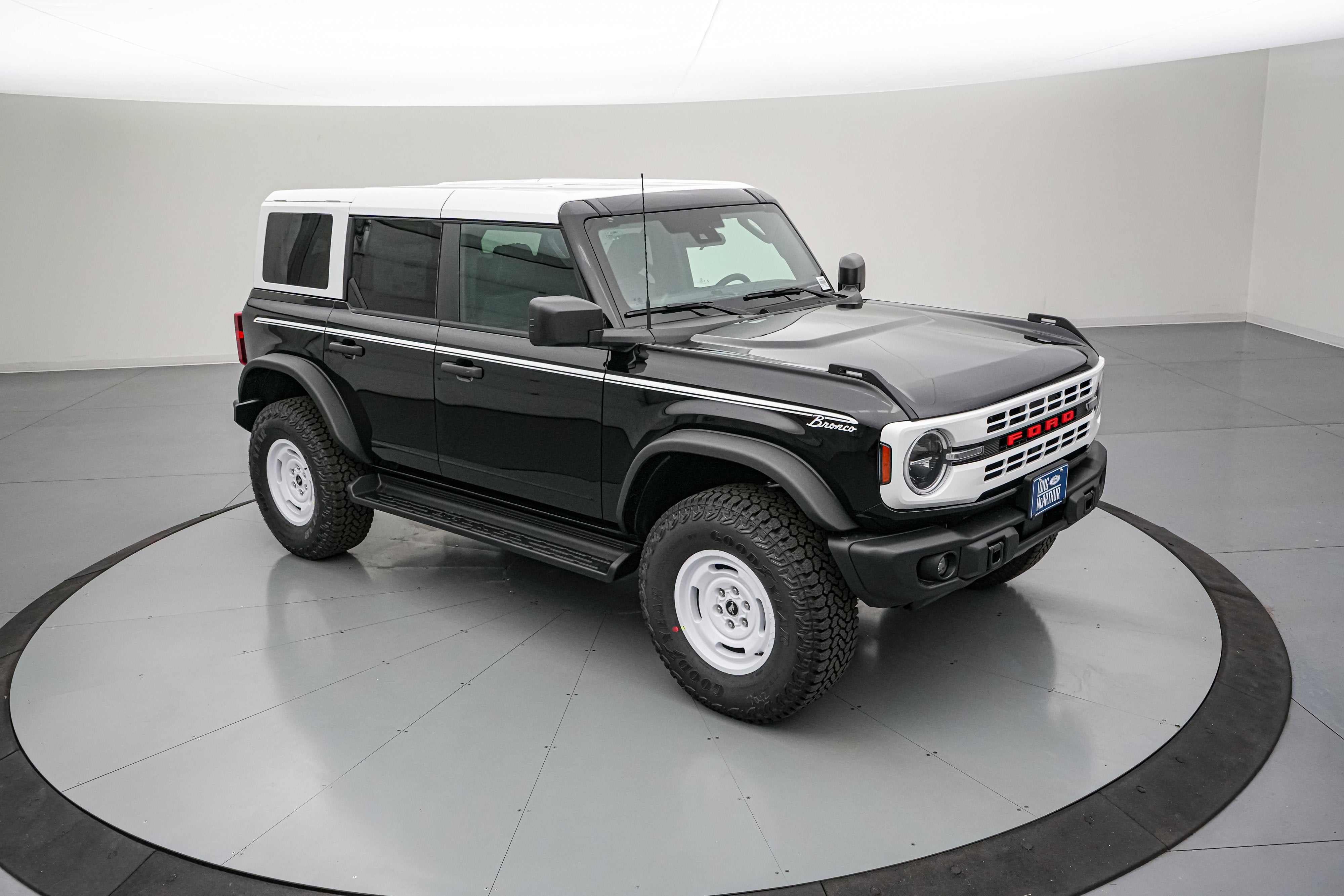 2026 Ford Bronco Heritage Edition