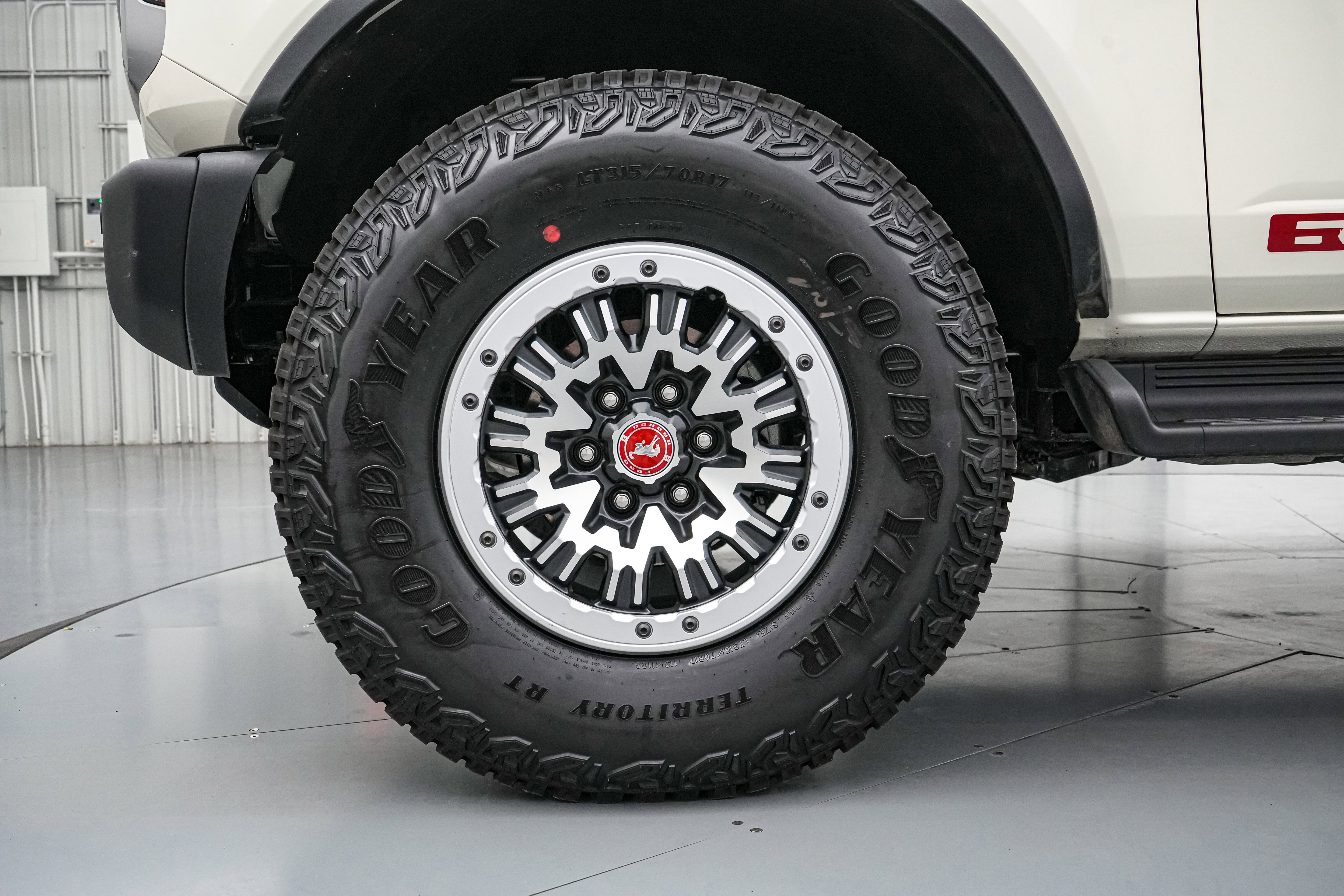 2026 Ford Bronco Outer Banks 60th Edition