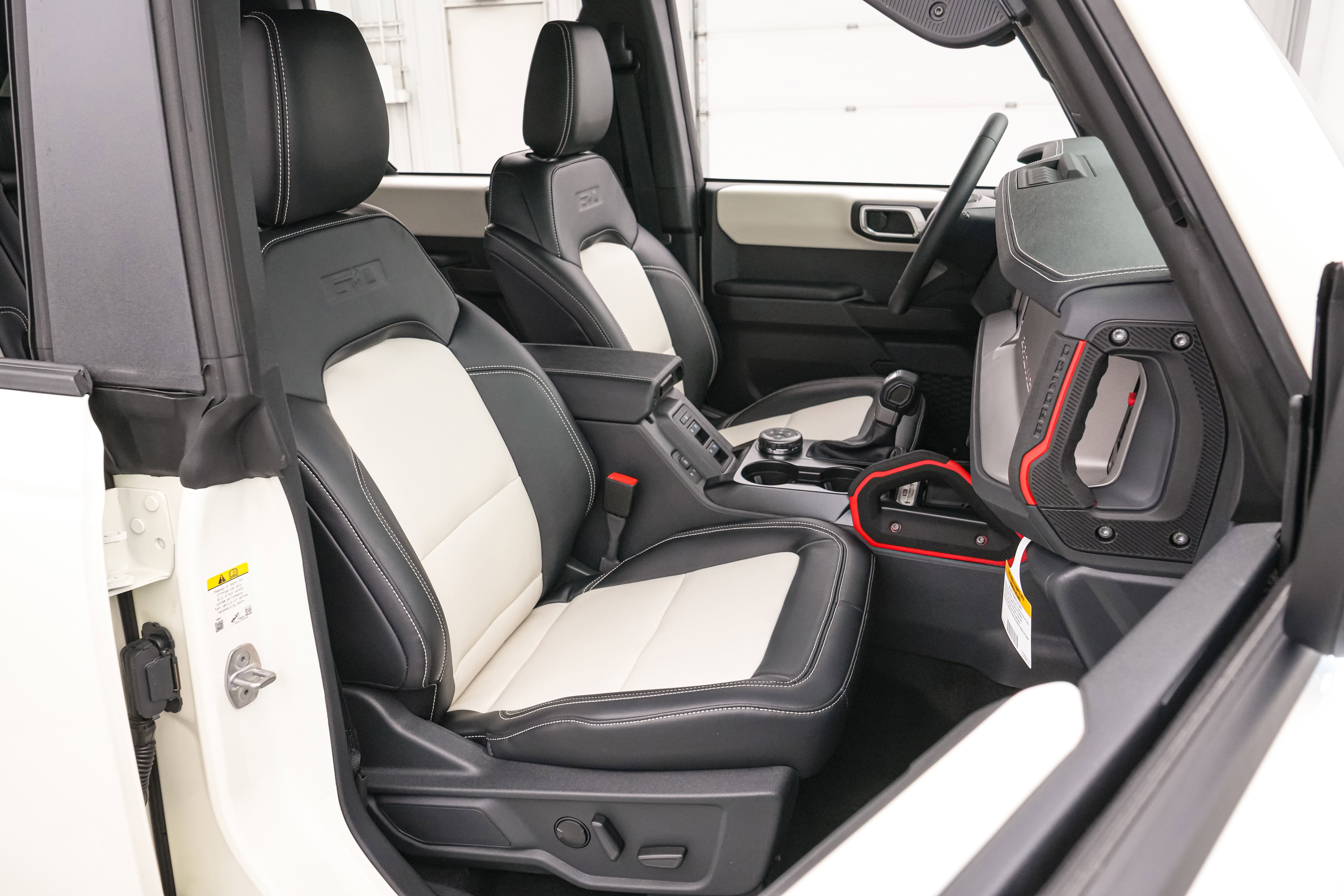 2026 Ford Bronco Outer Banks 60th Edition