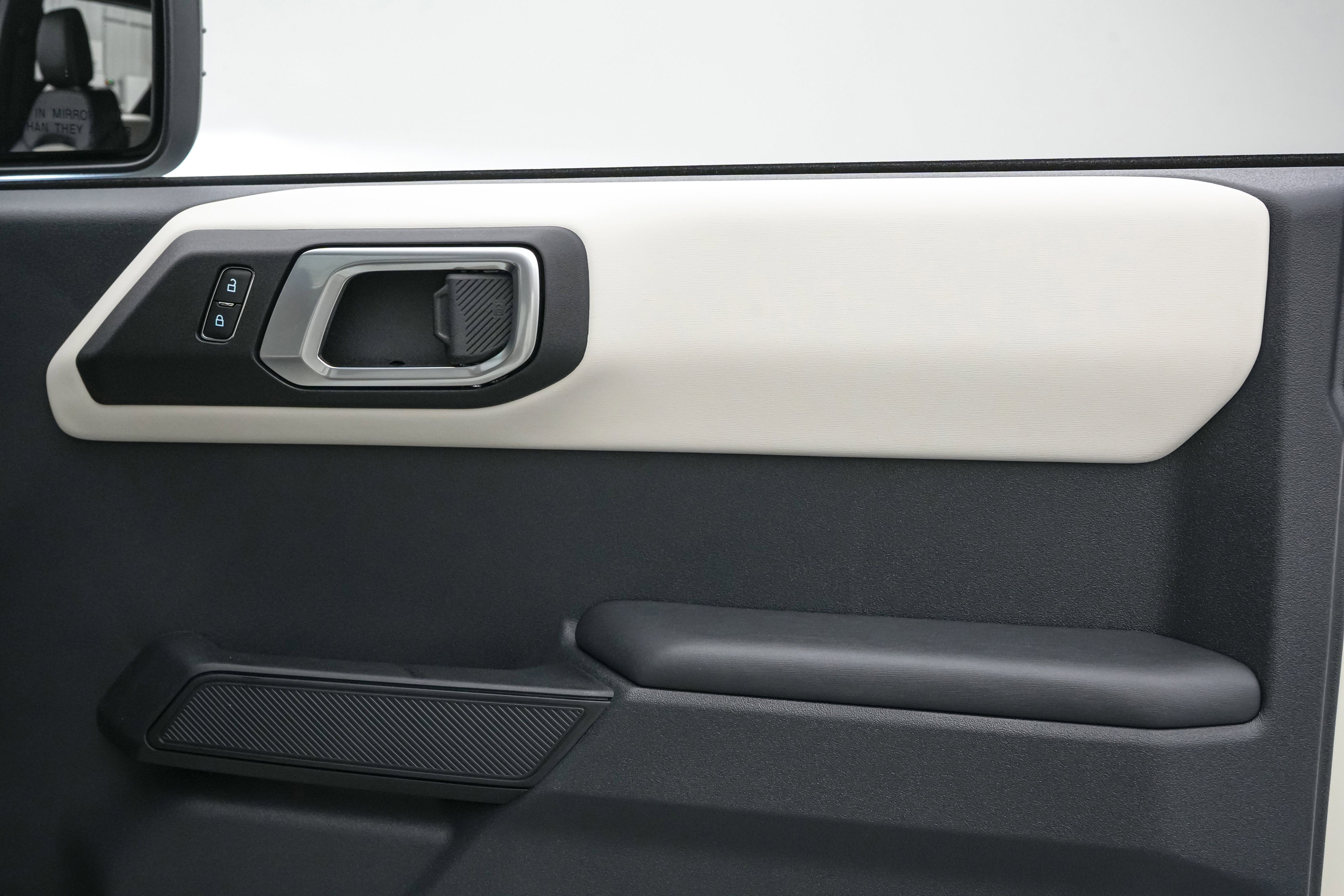 2026 Ford Bronco Outer Banks 60th Edition