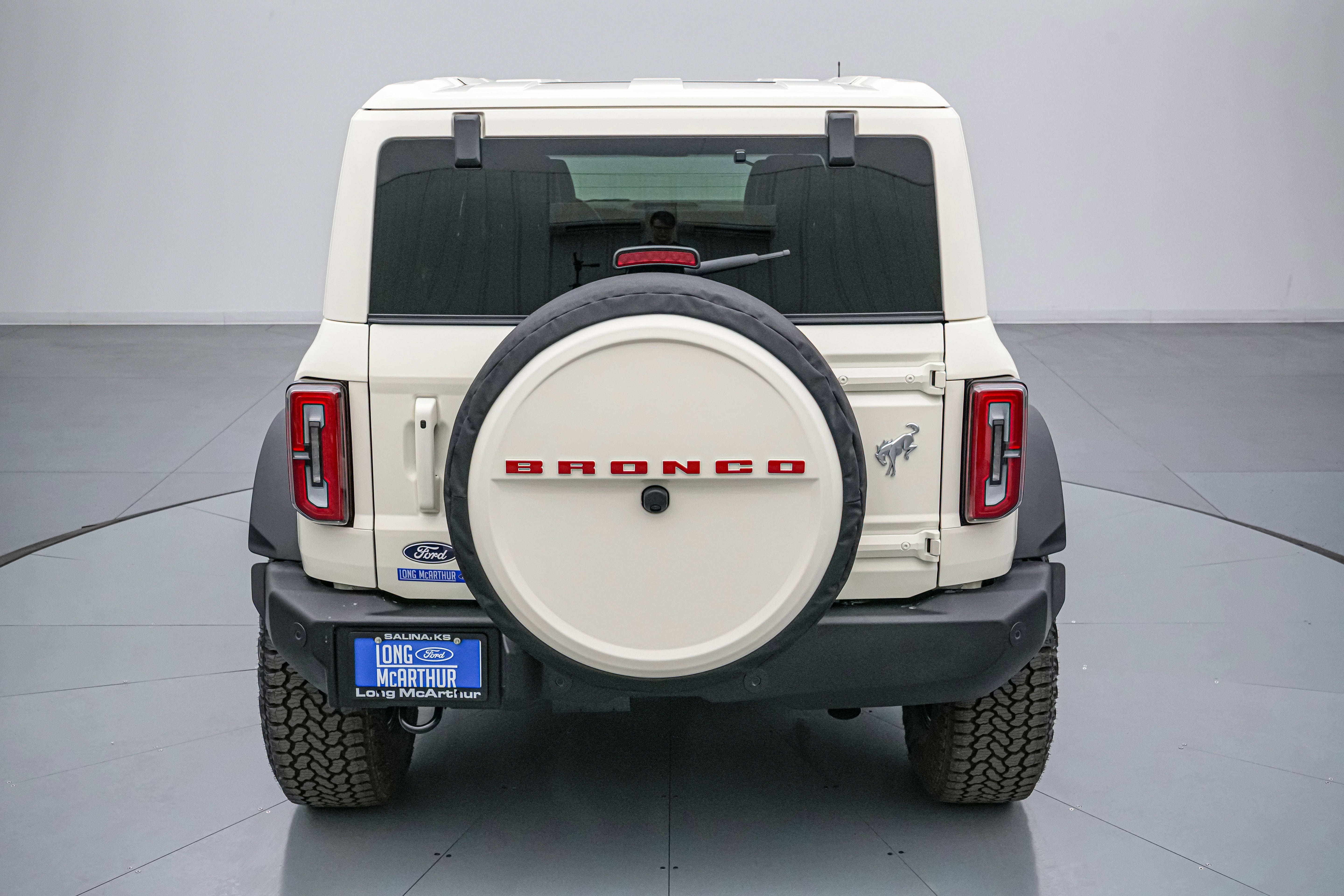 2026 Ford Bronco Outer Banks 60th Edition