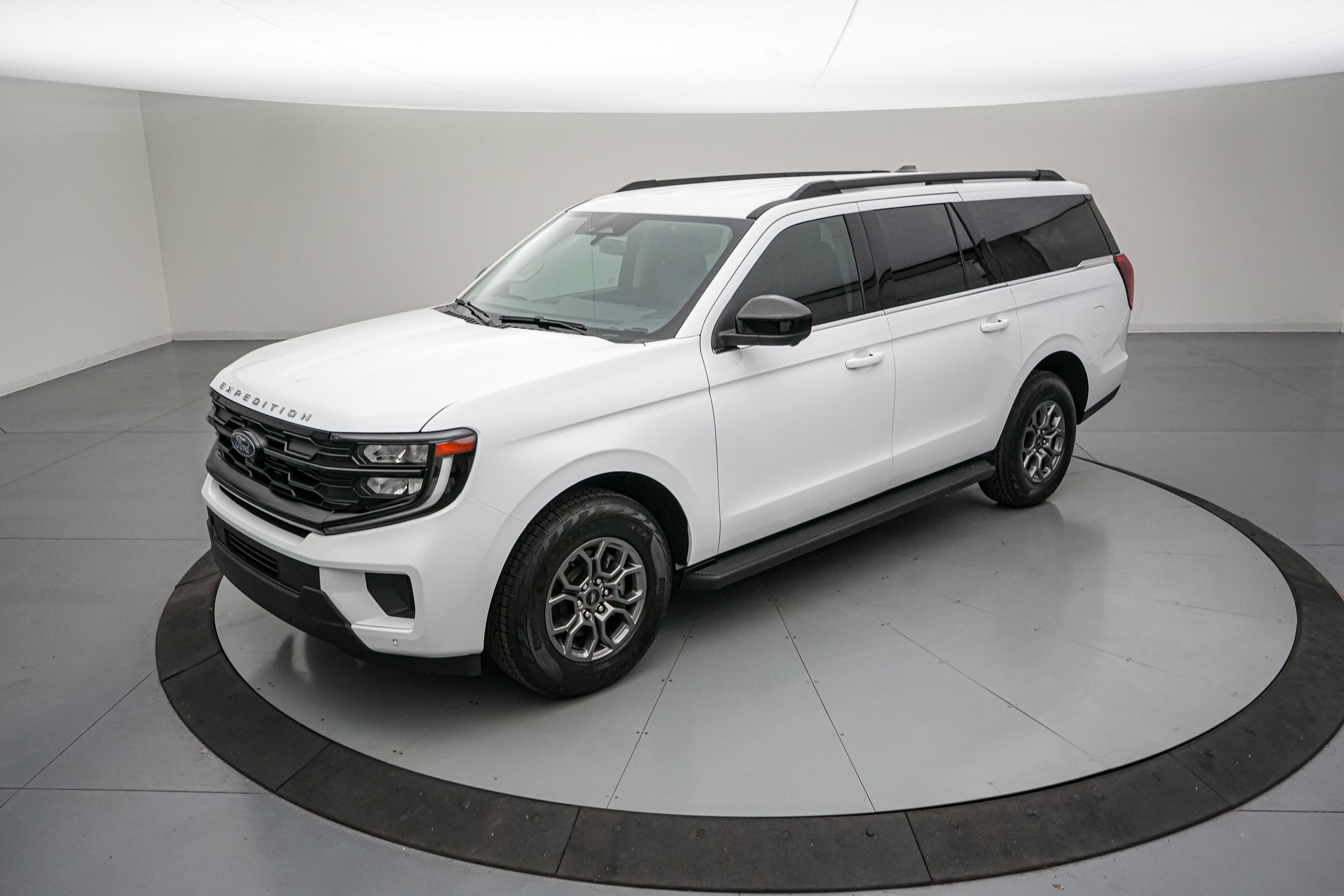 2026 Ford Expedition Max Active