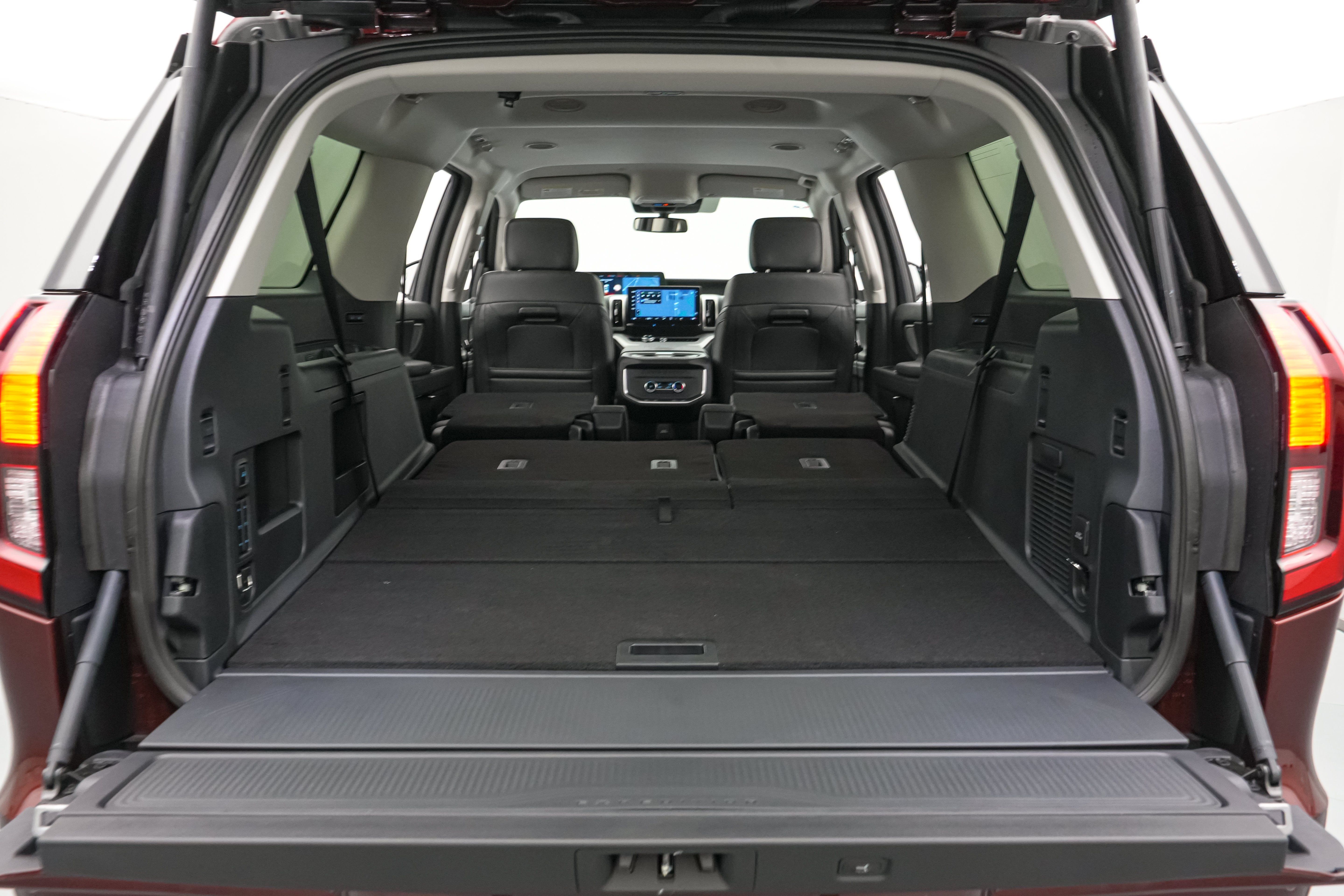 2027 Ford Expedition Max Active