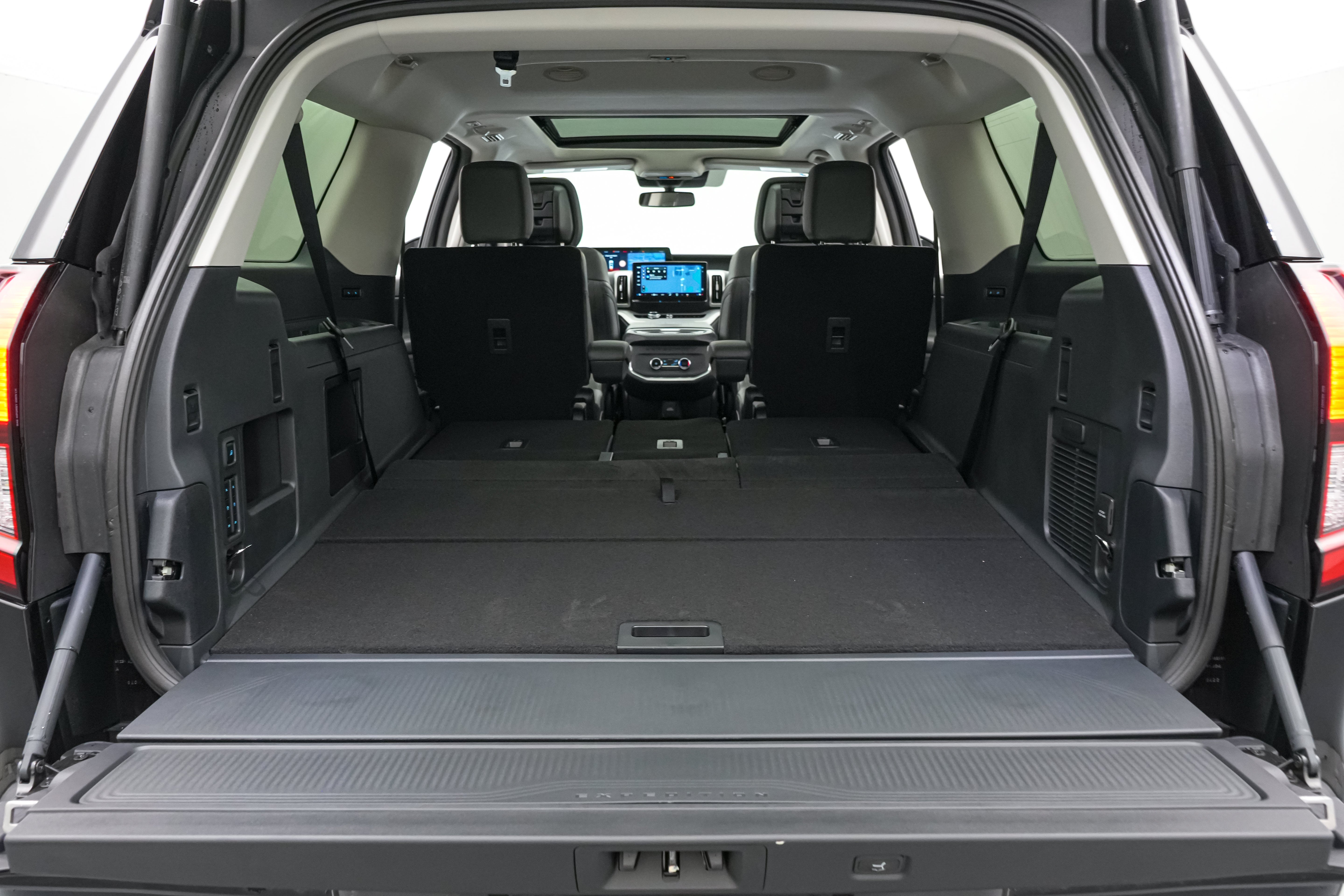 2027 Ford Expedition Max Active