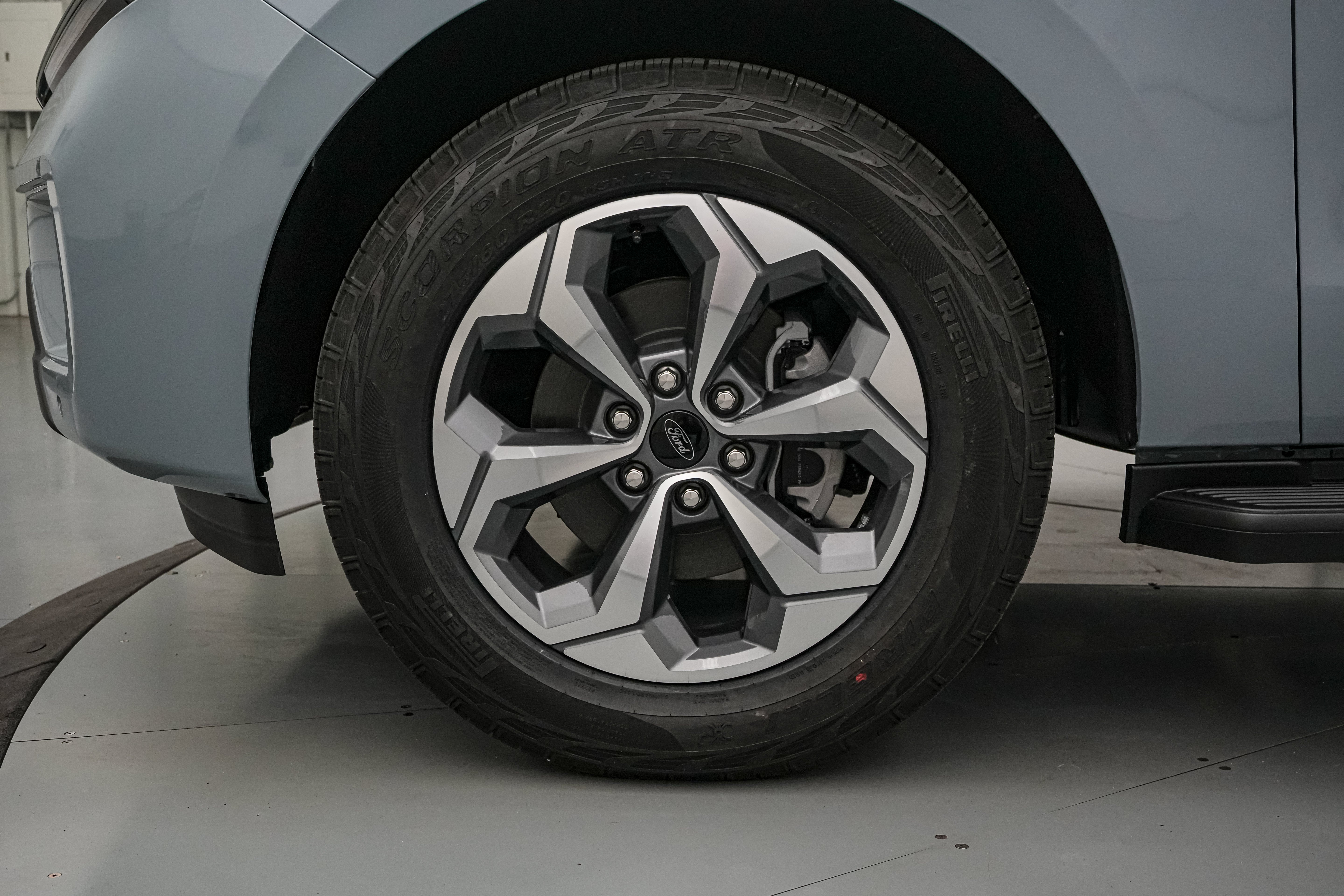 2027 Ford Expedition Max Active