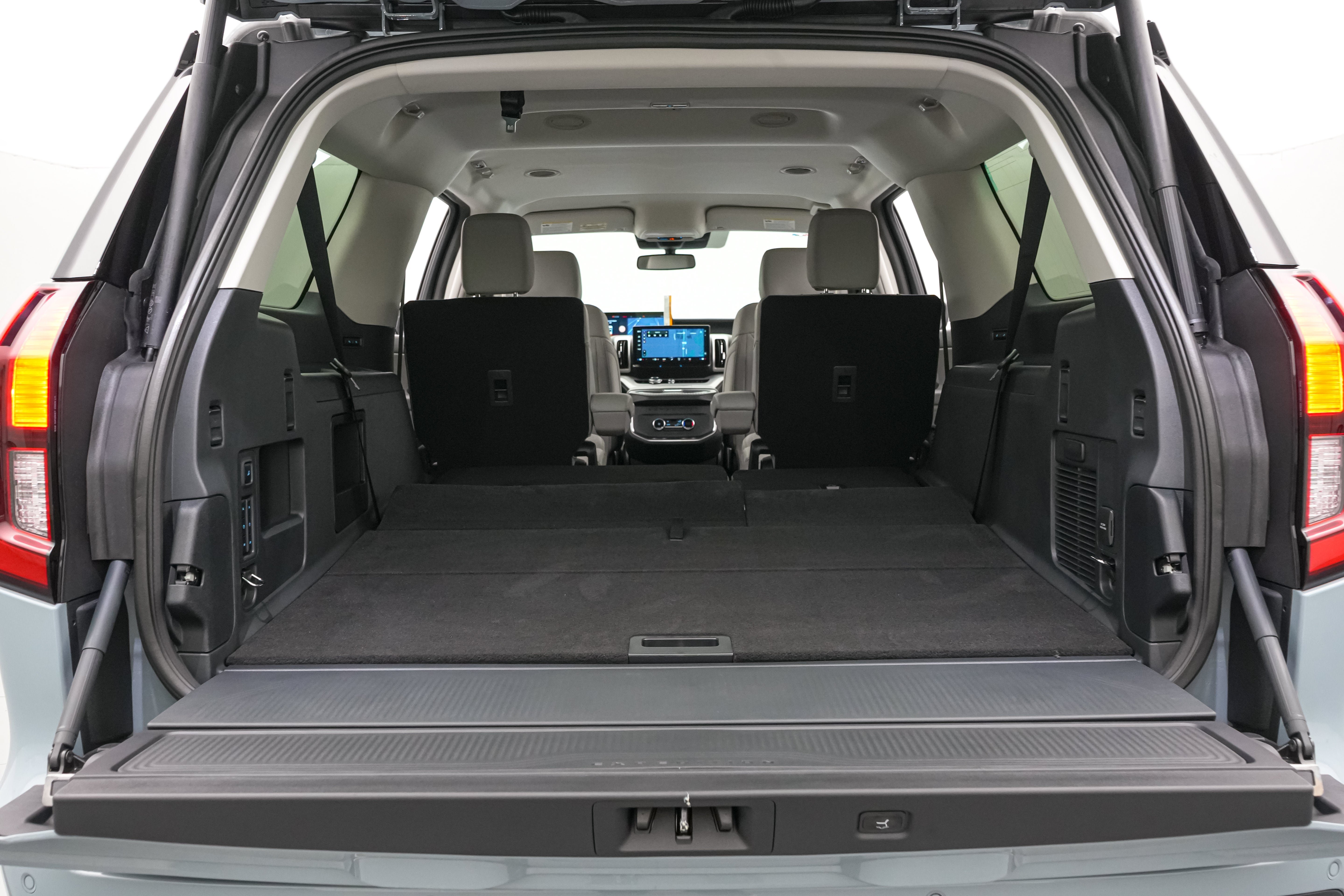 2027 Ford Expedition Max Active