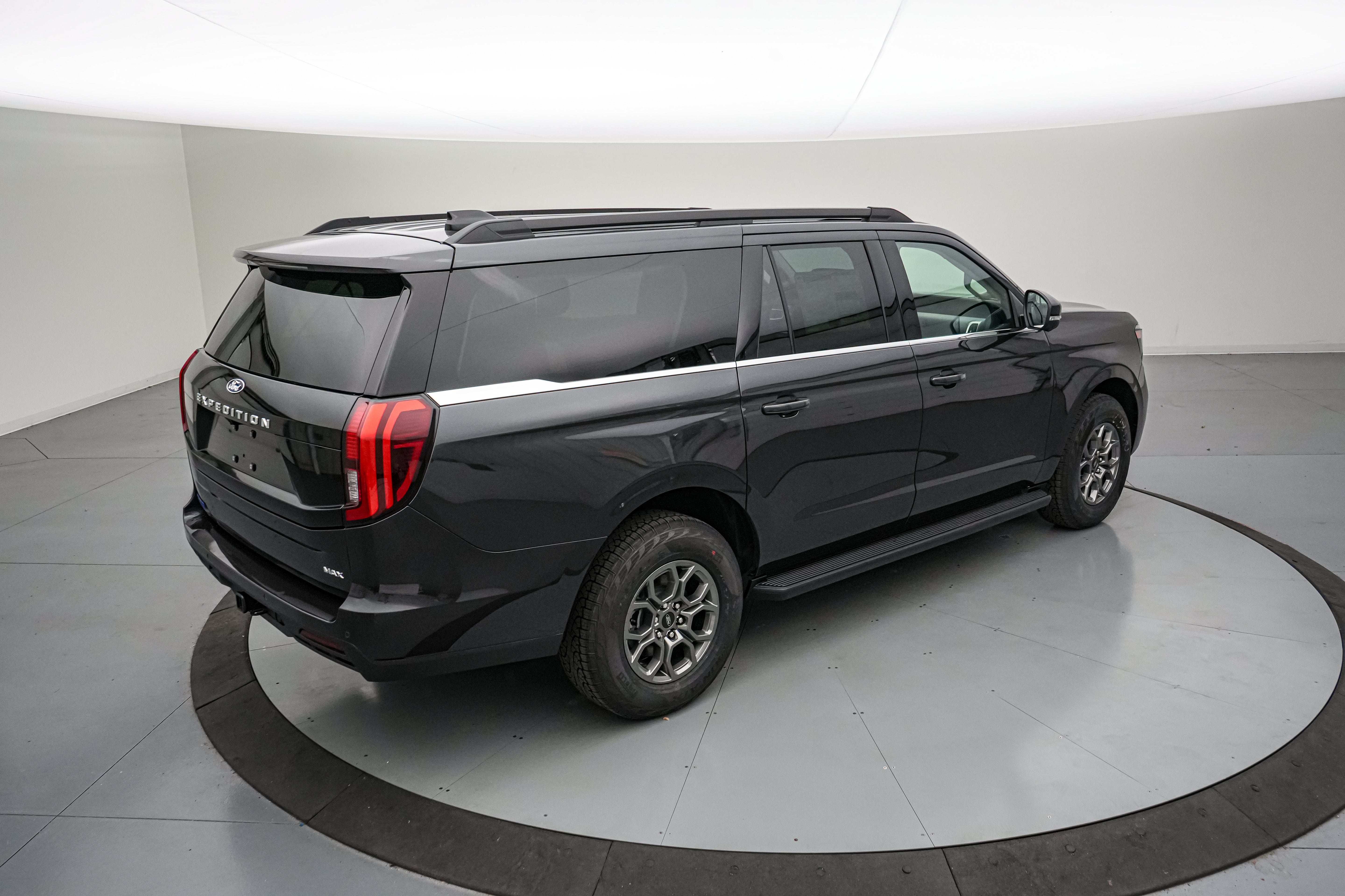 2027 Ford Expedition Max Active