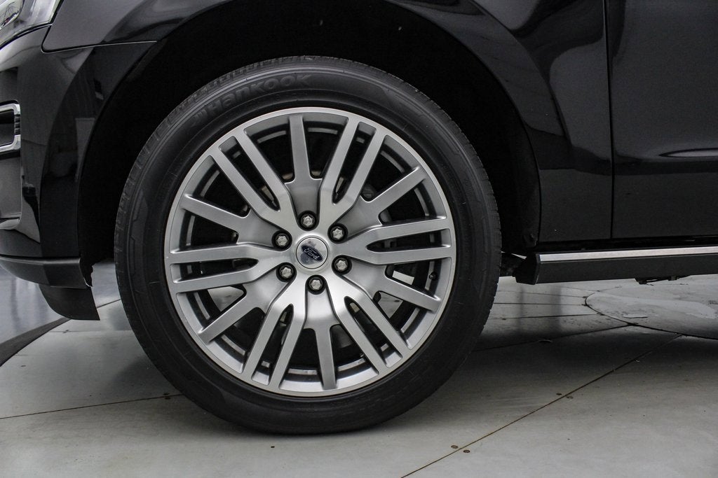 2023 Ford Expedition Max Limited w/ Mahogany Leather