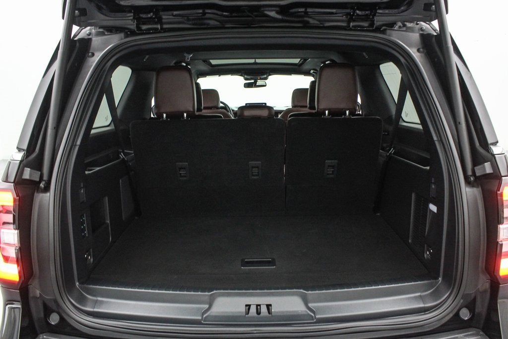 2023 Ford Expedition Max Limited w/ Mahogany Leather