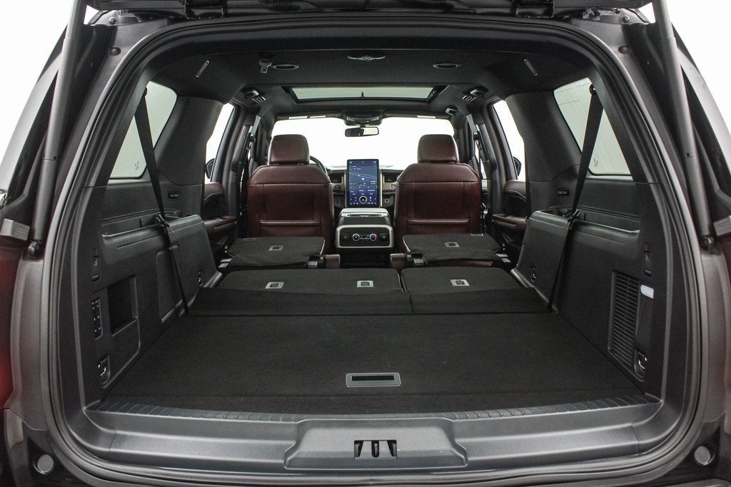 2023 Ford Expedition Max Limited w/ Mahogany Leather