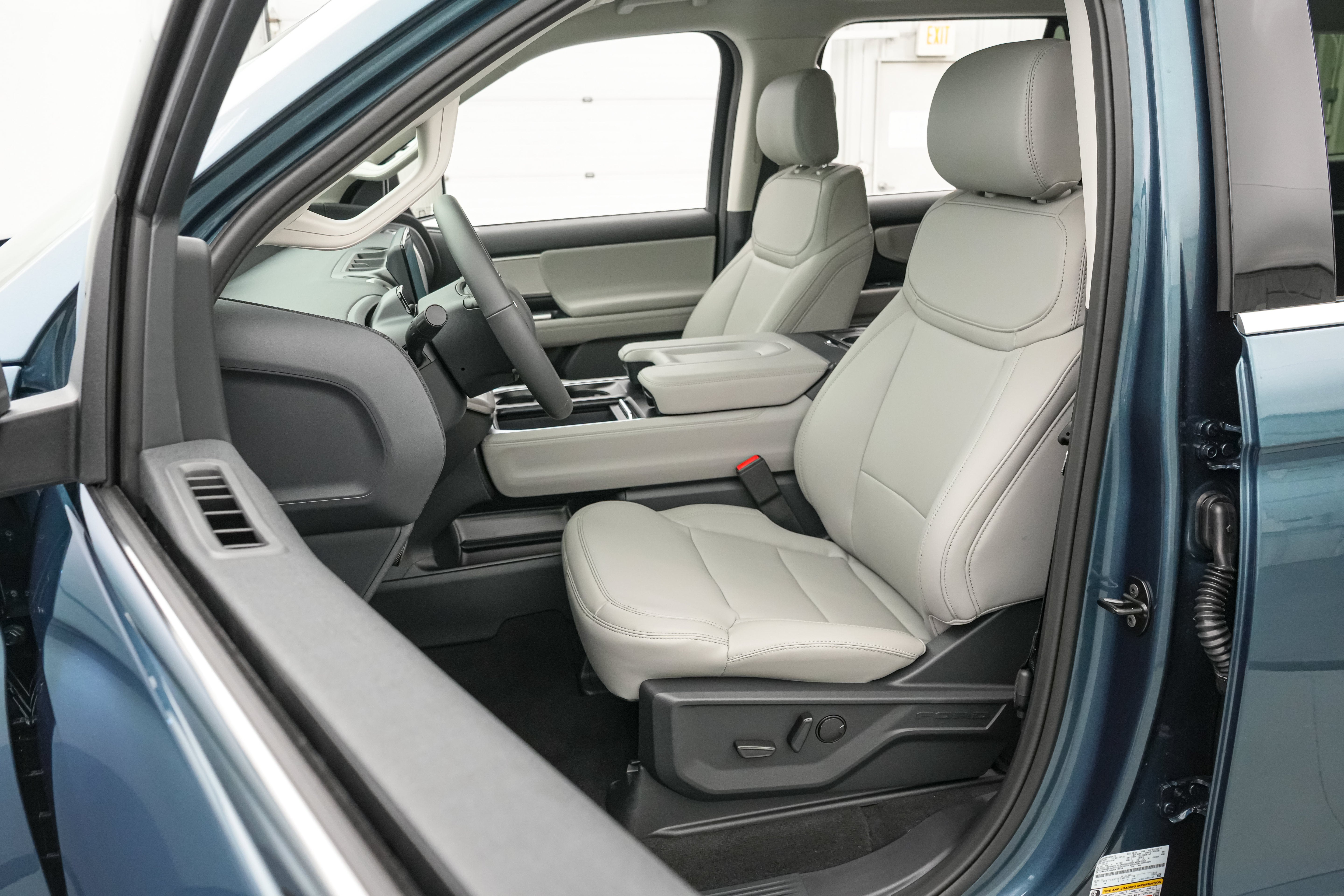 2027 Ford Expedition Active