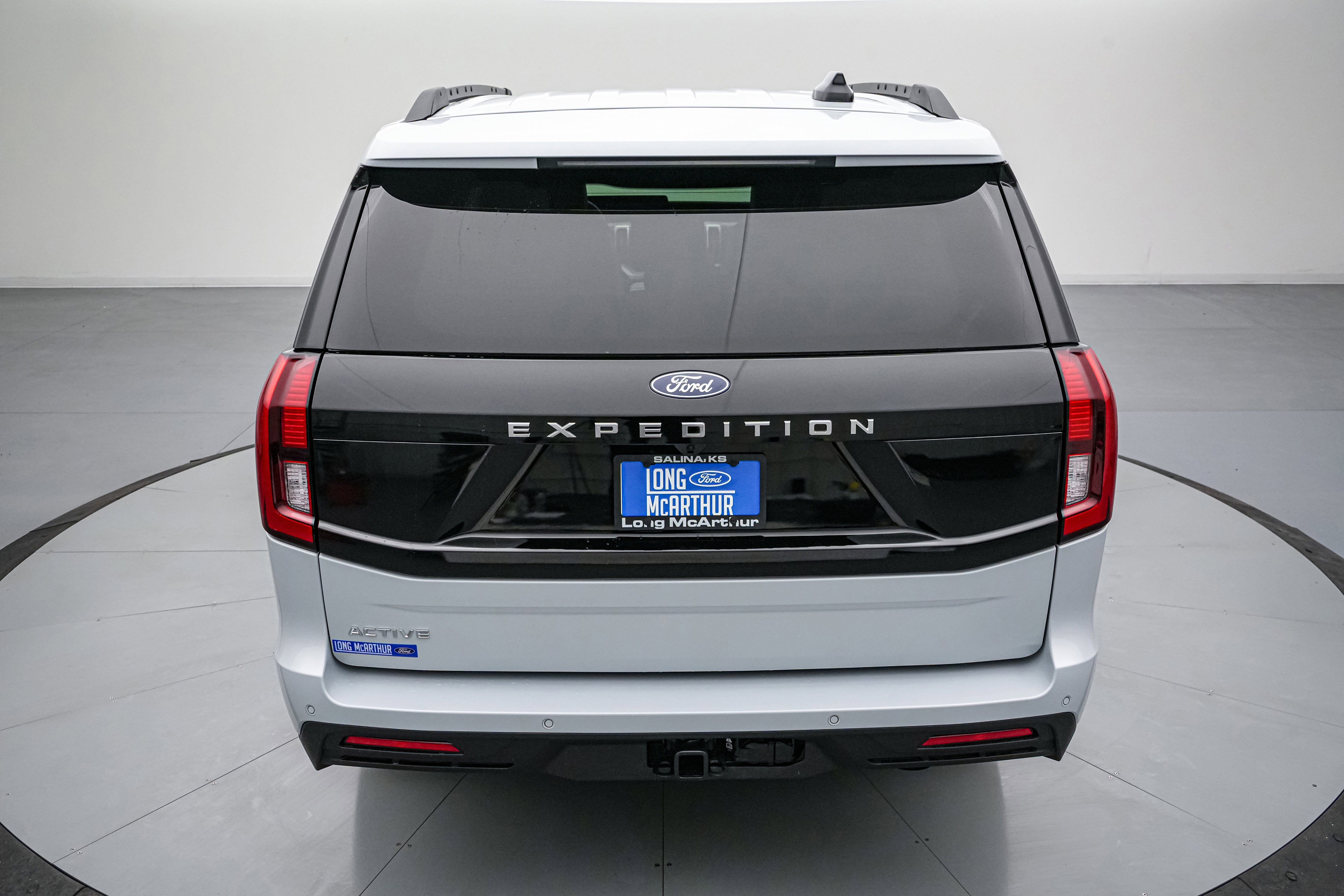 2026 Ford Expedition Active