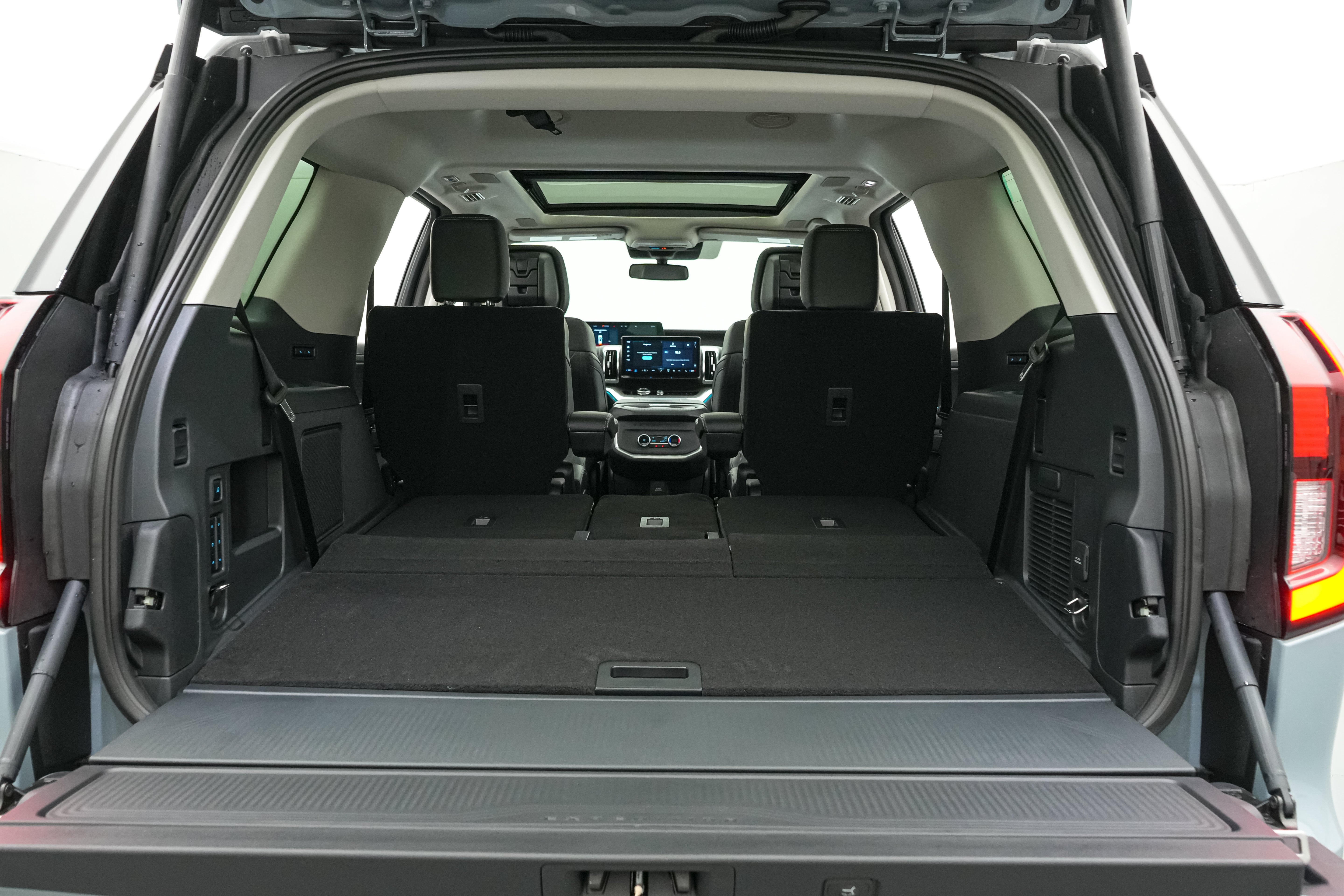 2027 Ford Expedition Platinum