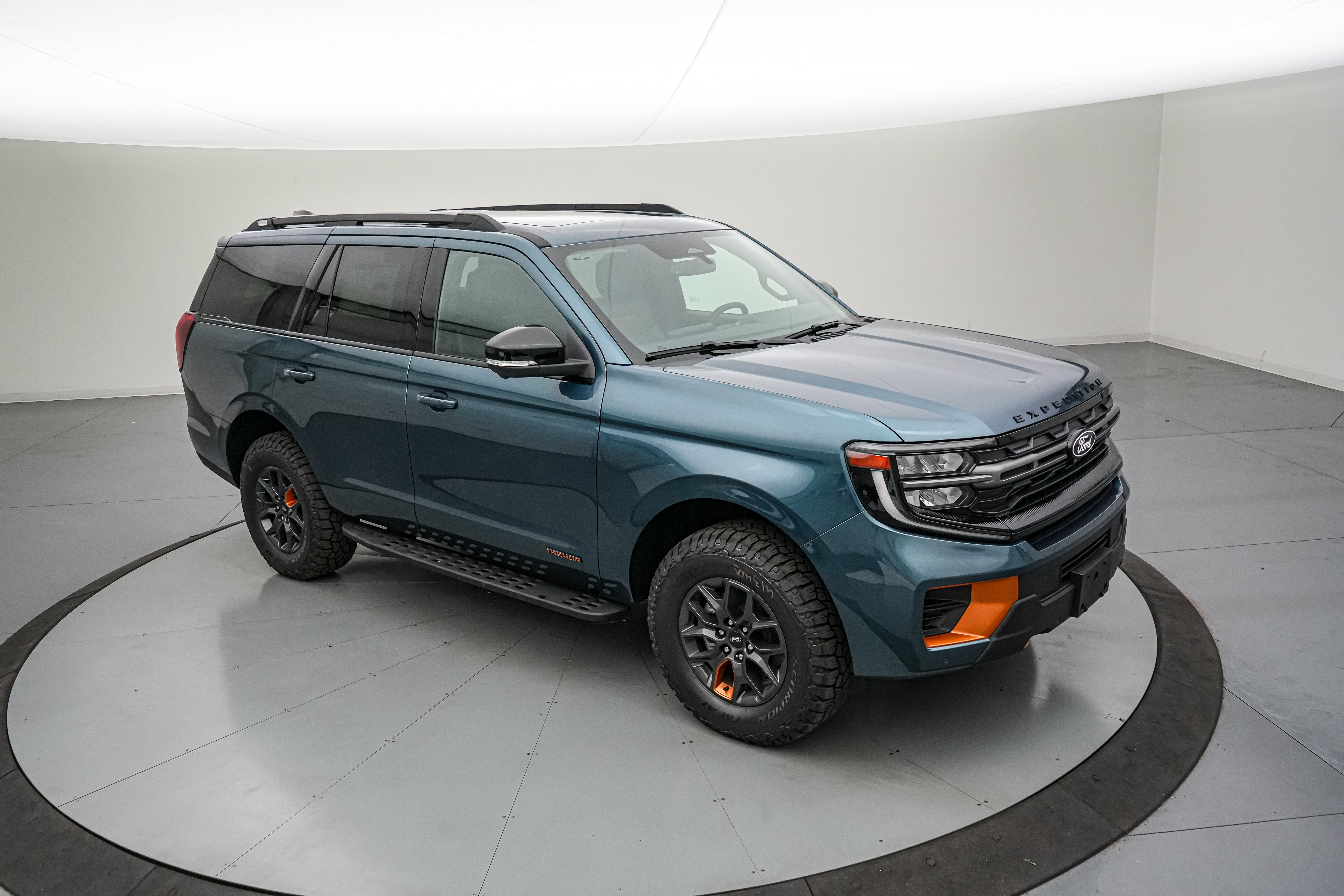 2027 Ford Expedition Tremor