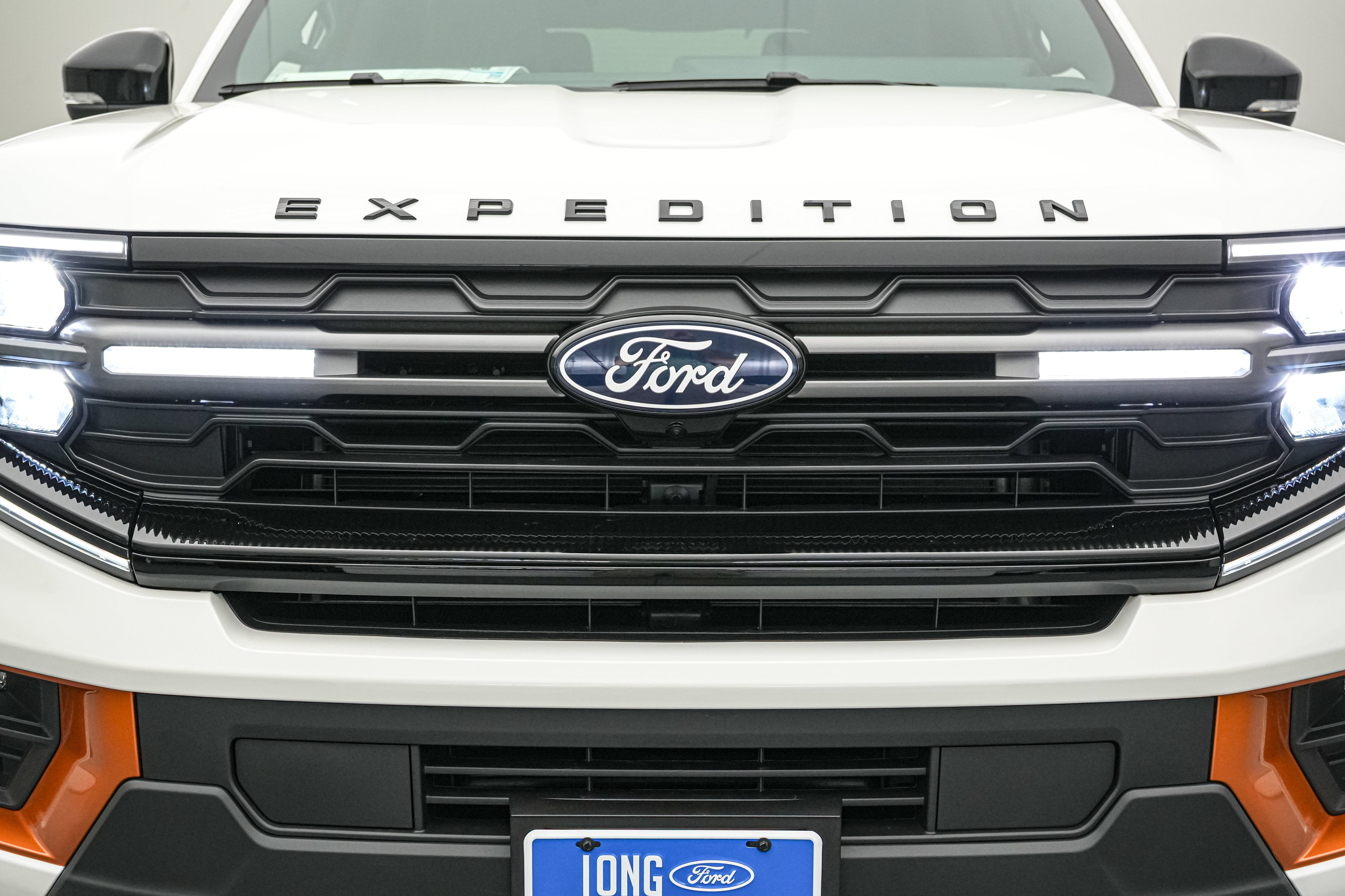 2027 Ford Expedition Tremor