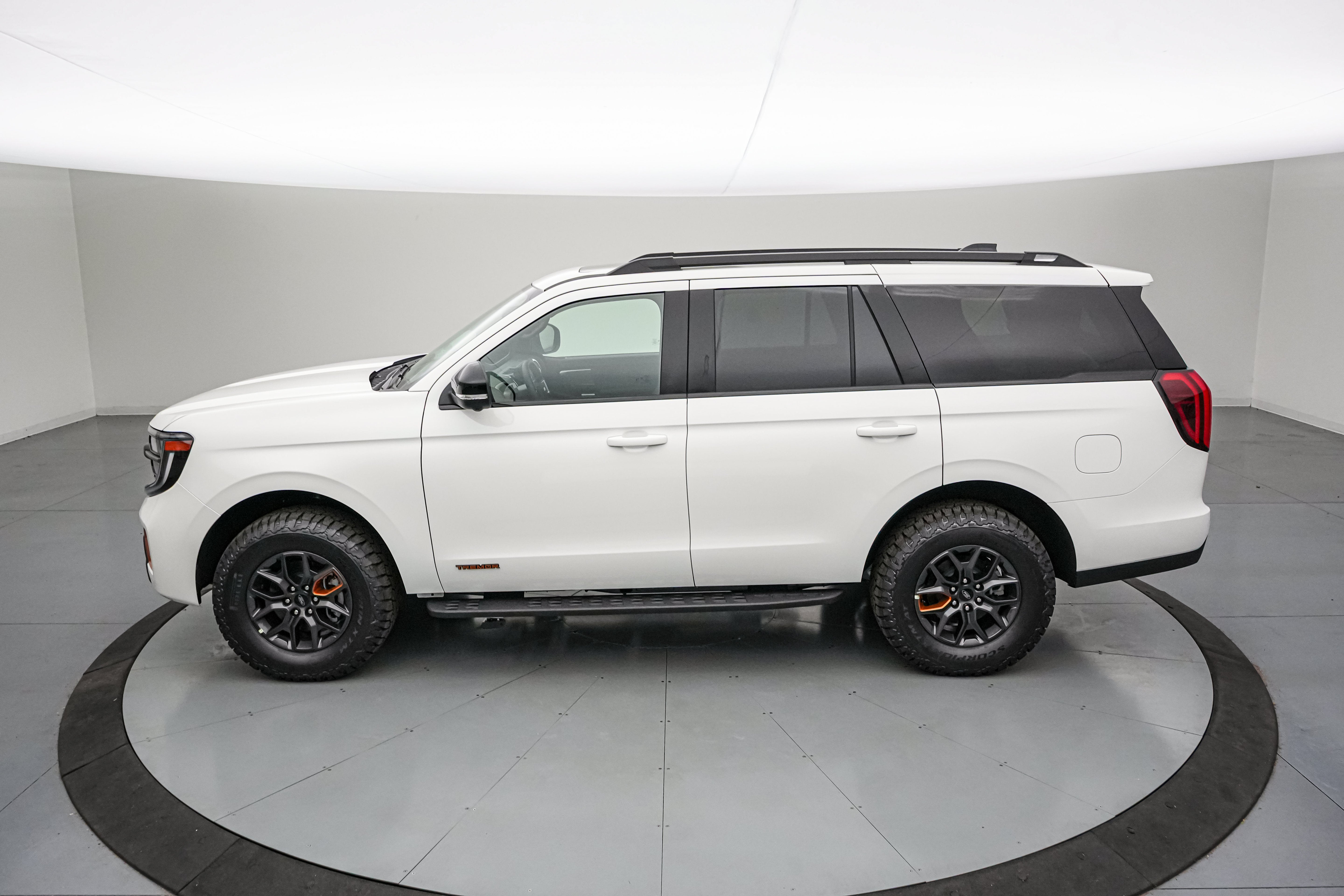 2027 Ford Expedition Tremor