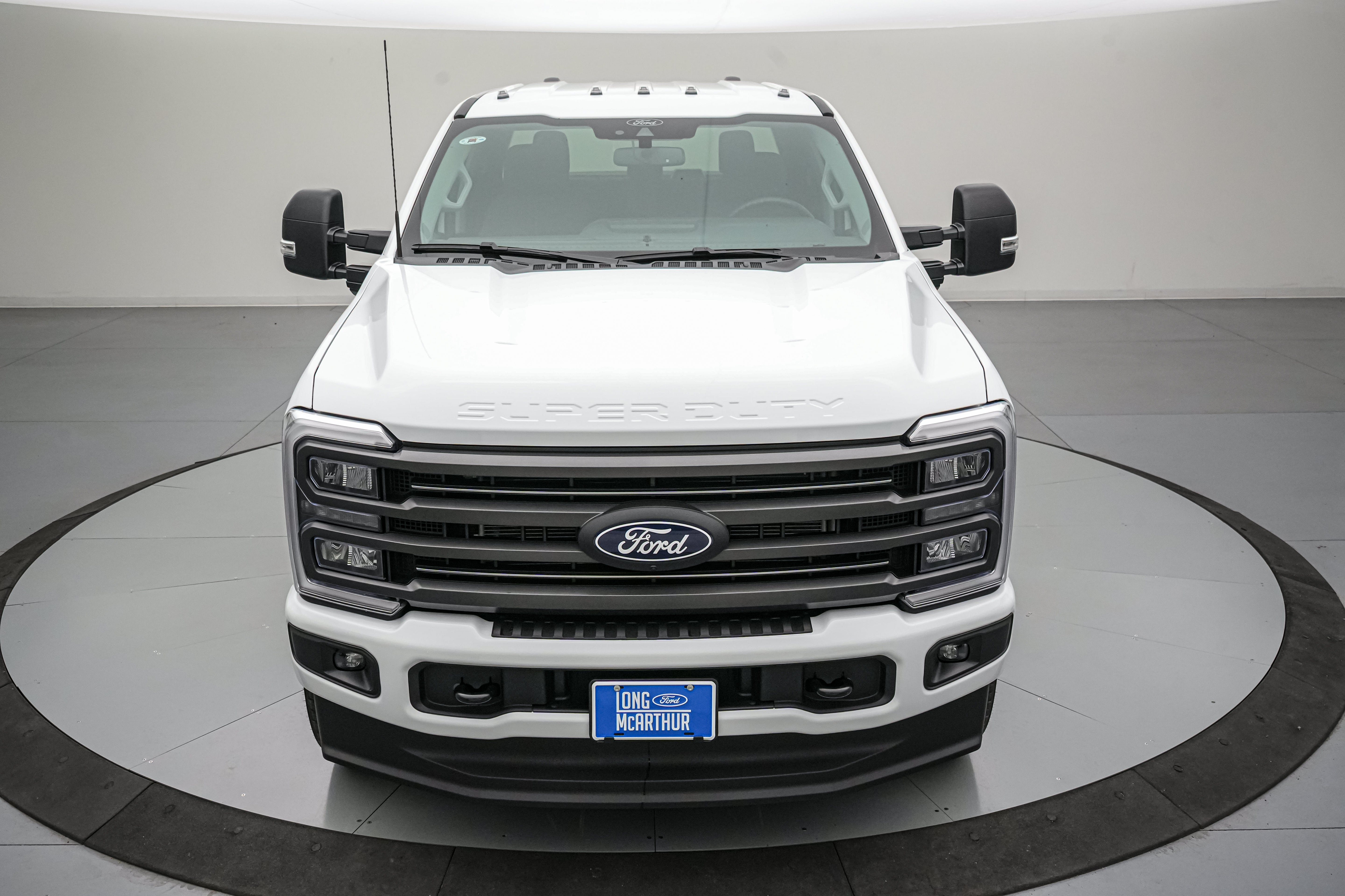 2027 Ford Super Duty F-250 SRW XLT Carhartt