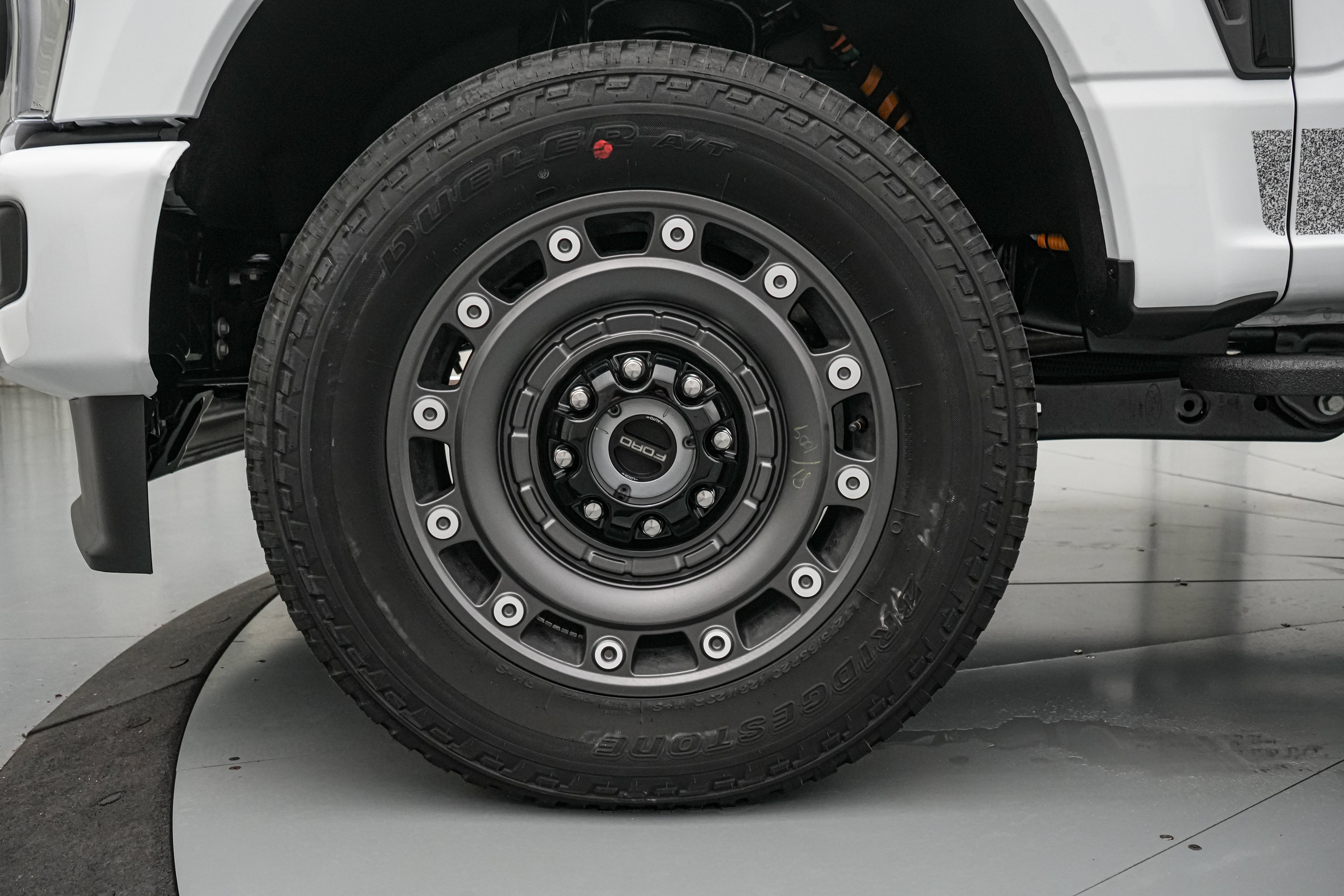 2027 Ford Super Duty F-250 SRW XLT Carhartt