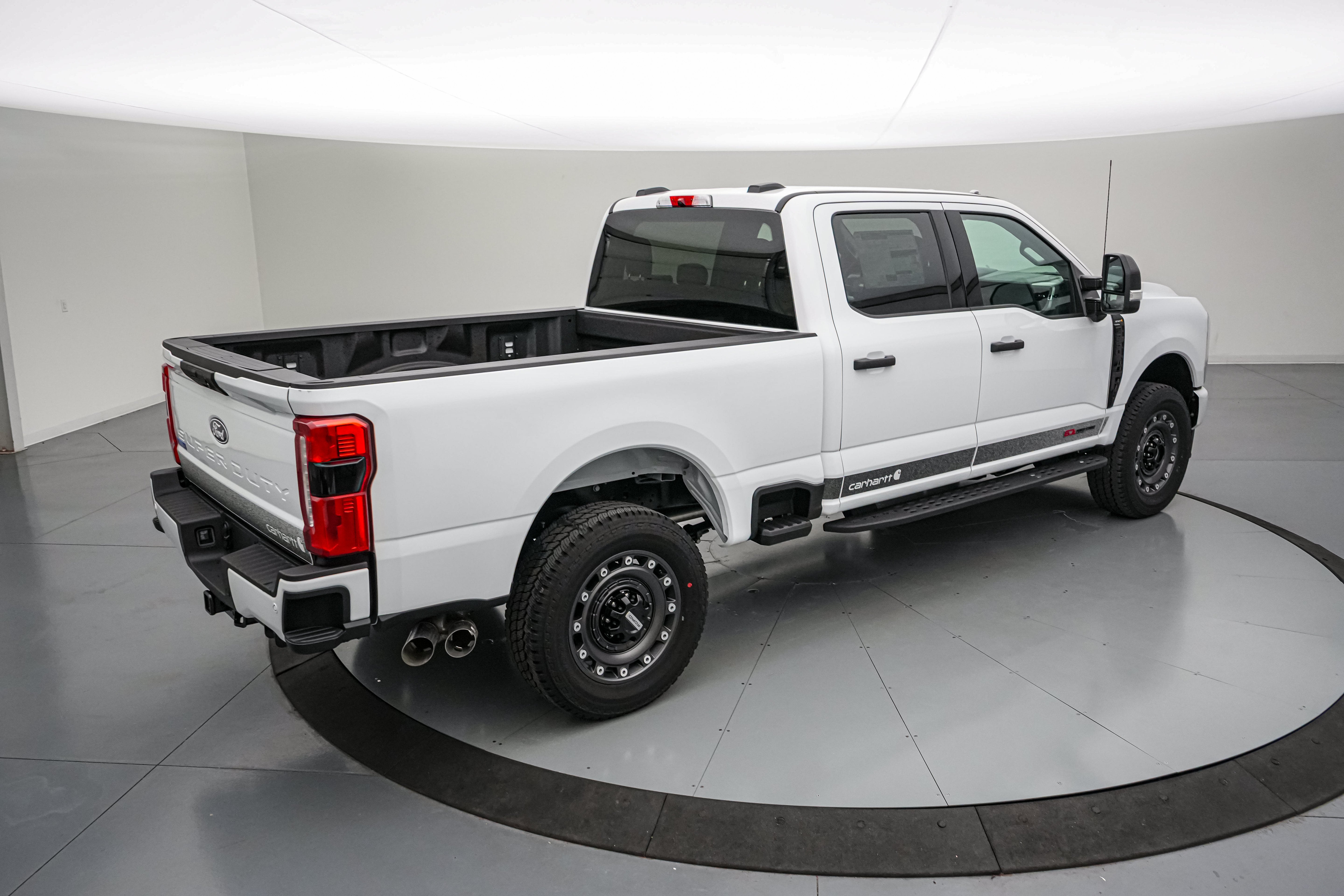 2027 Ford Super Duty F-250 SRW XLT Carhartt
