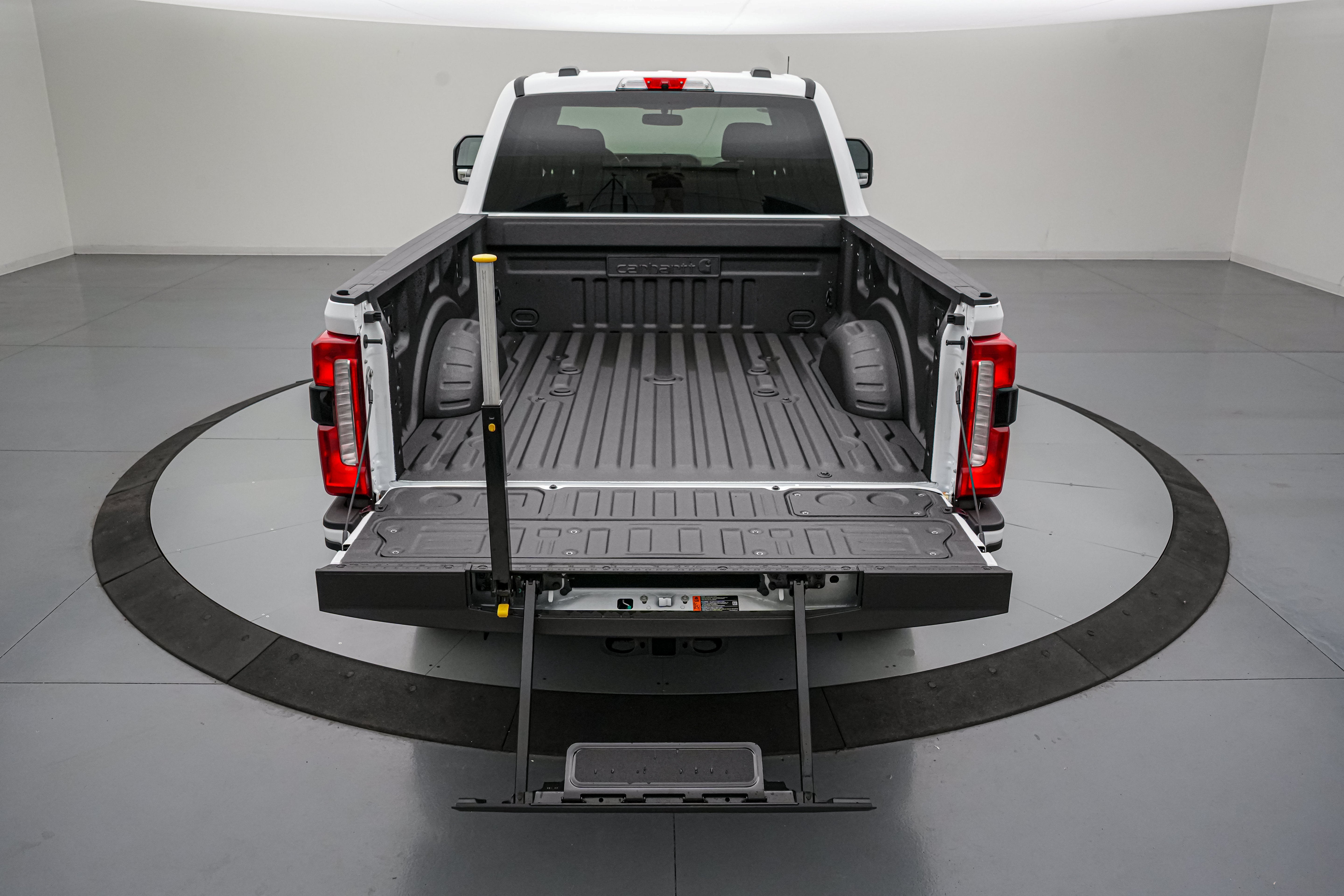2027 Ford Super Duty F-250 SRW XLT Carhartt