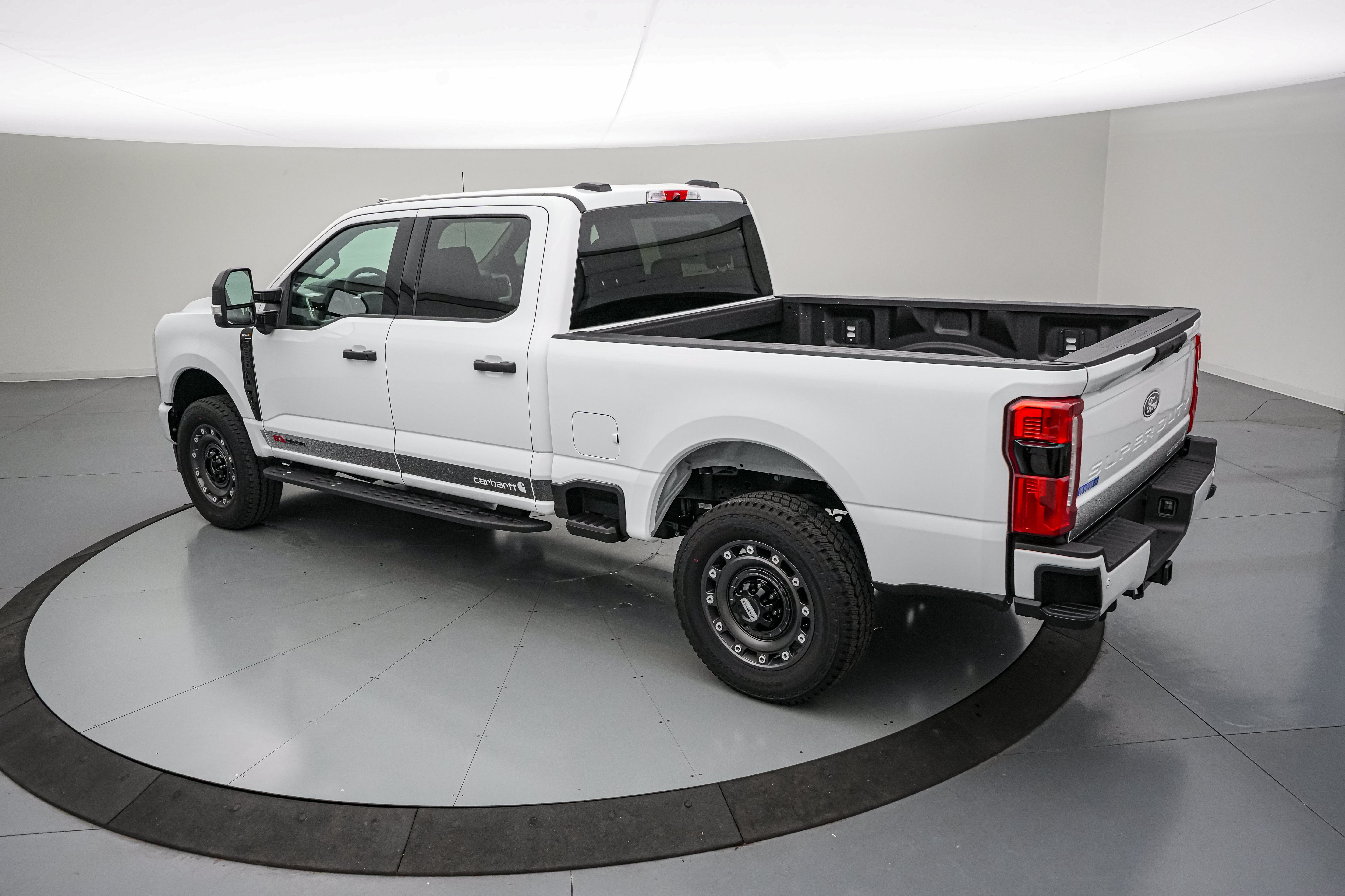 2027 Ford Super Duty F-250 SRW XLT Carhartt