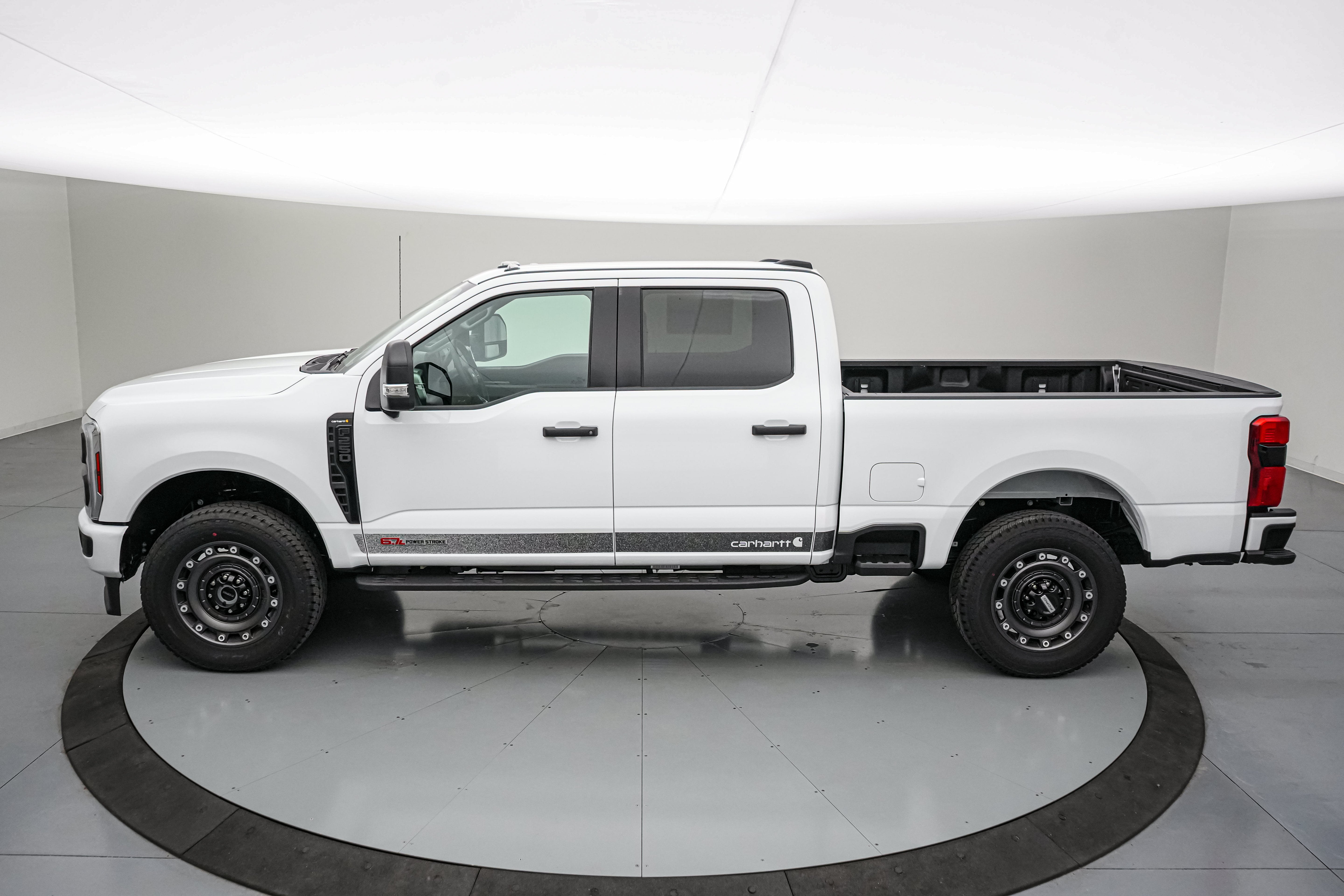2027 Ford Super Duty F-250 SRW XLT Carhartt